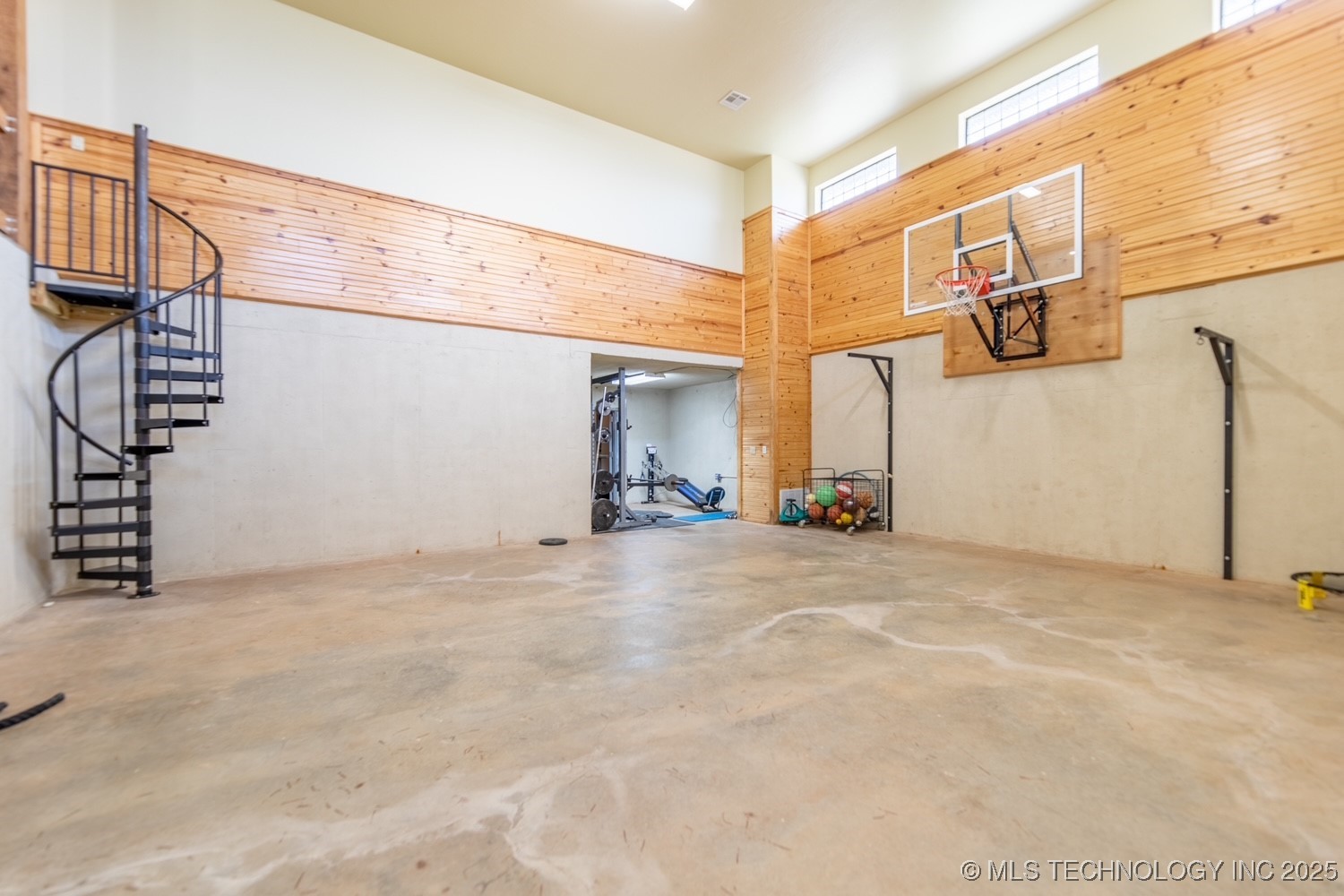 910400 S County Road 3440 Road Property Photo 18