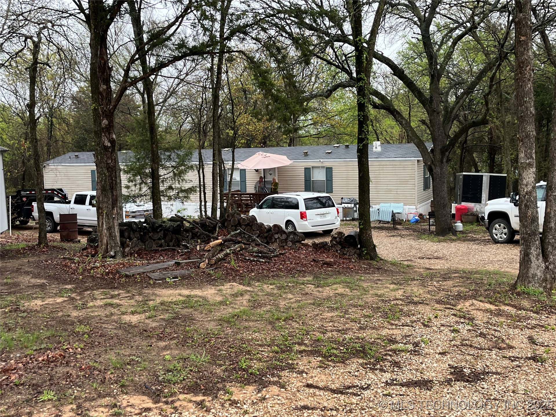 10778 Hideaway Lane Property Photo 2