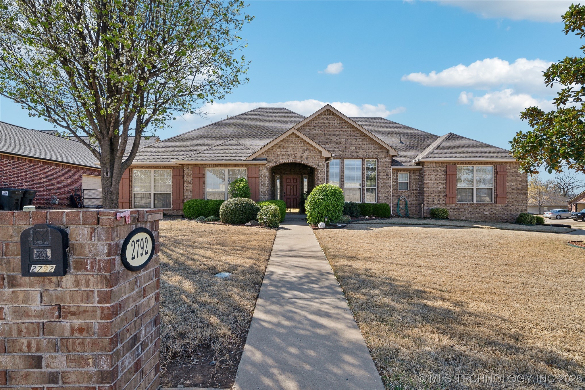 2792 Stoney Court Property Photo