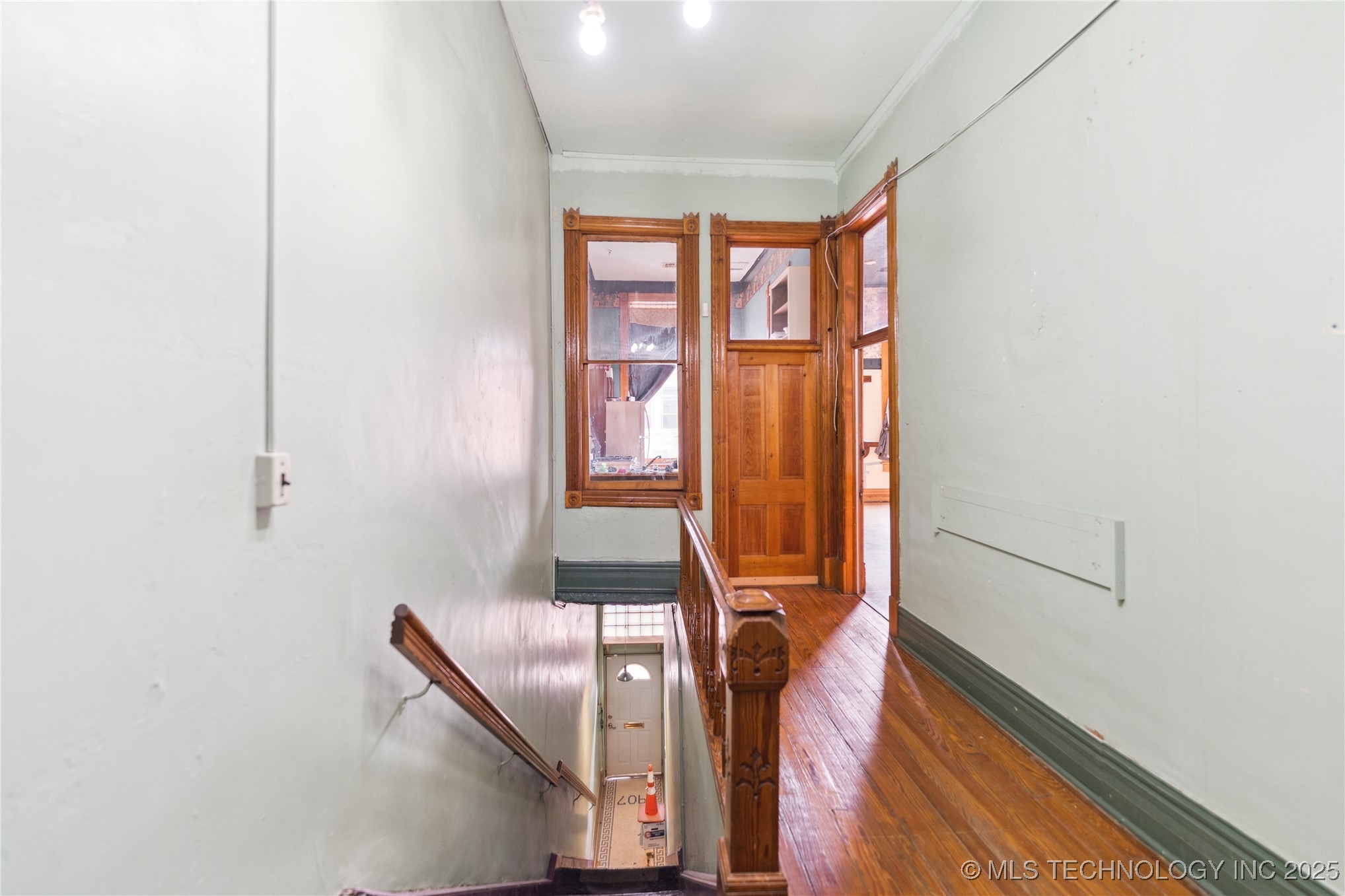 114 W Oklahoma Property Photo 2