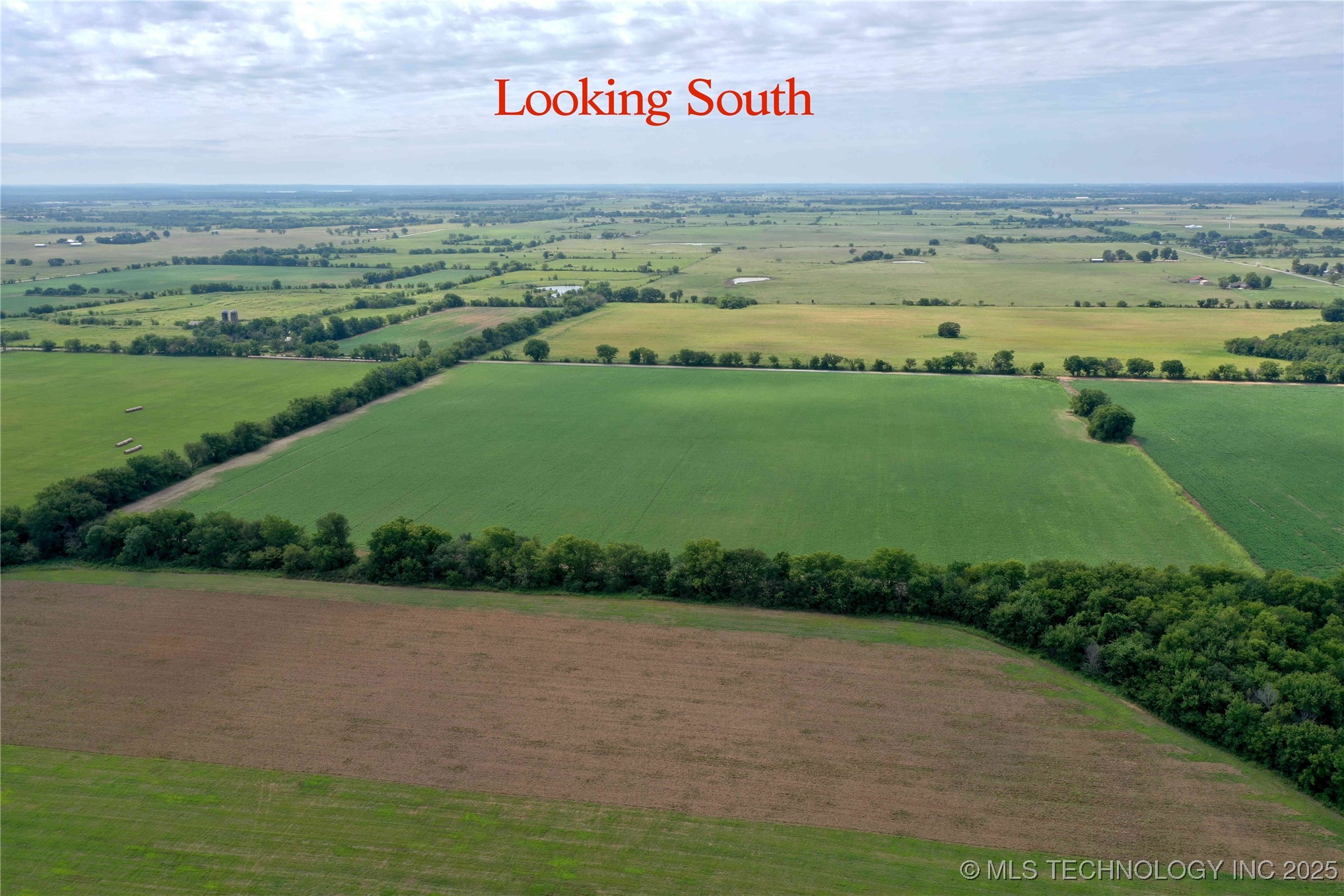 545 Se Adair Estates Circle Property Photo 8