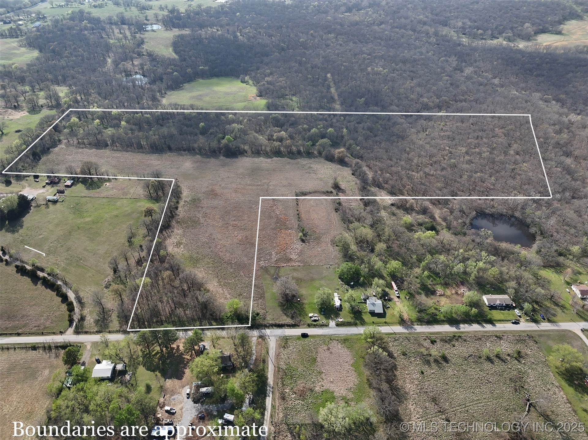8576 S 4300 Road Property Photo