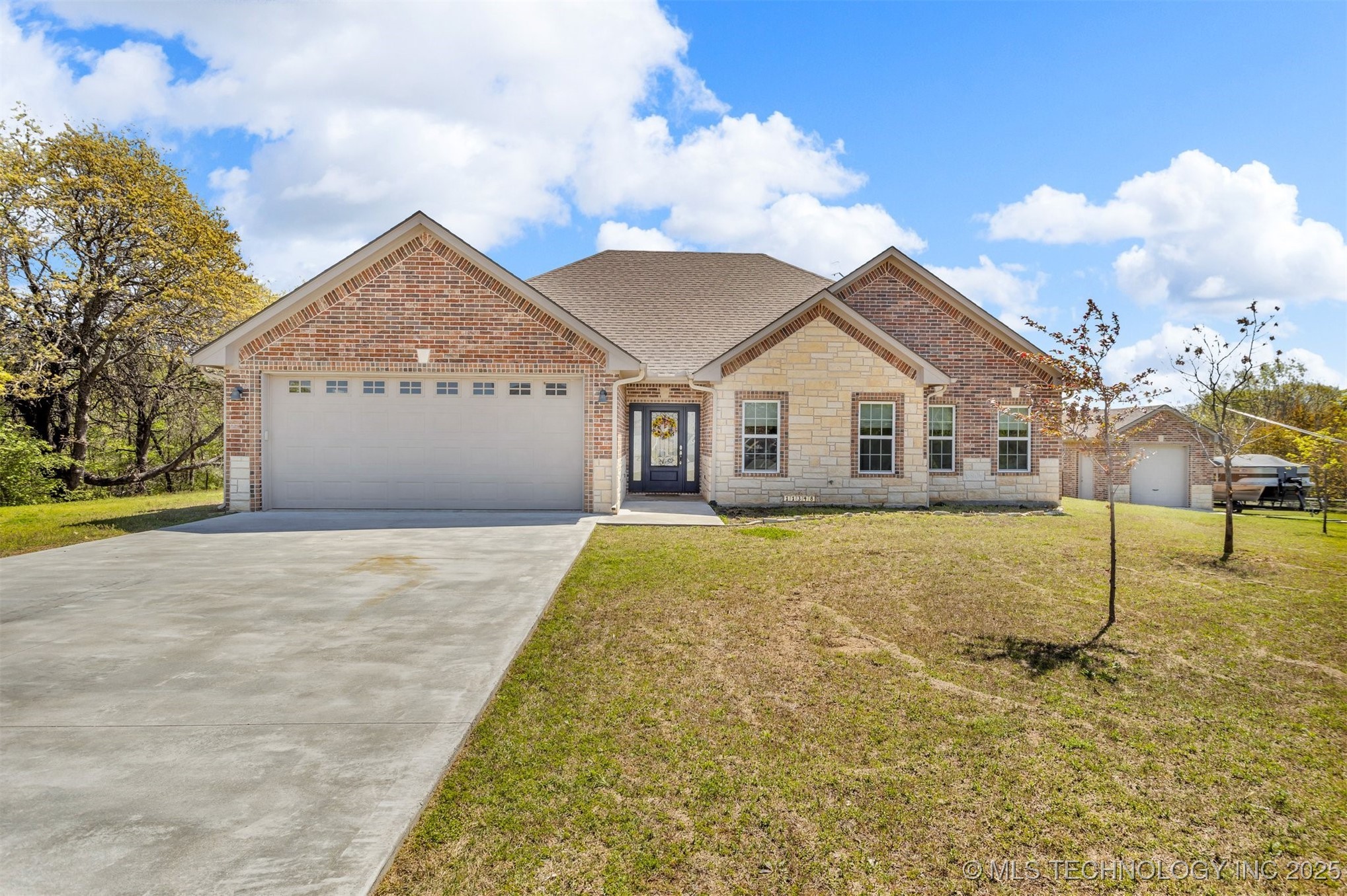11348 Chinkapin Oak Court Property Photo 1