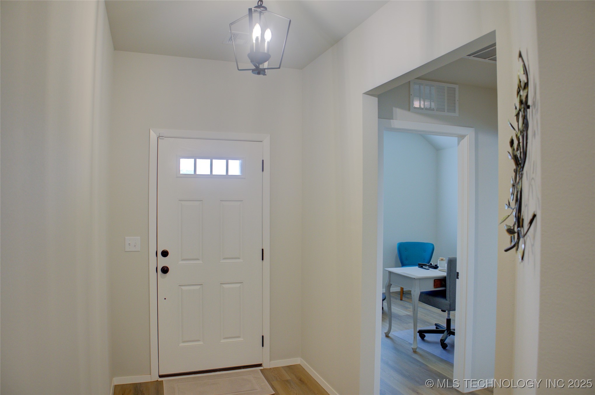 2910 W Albuquerque Place Property Photo 3
