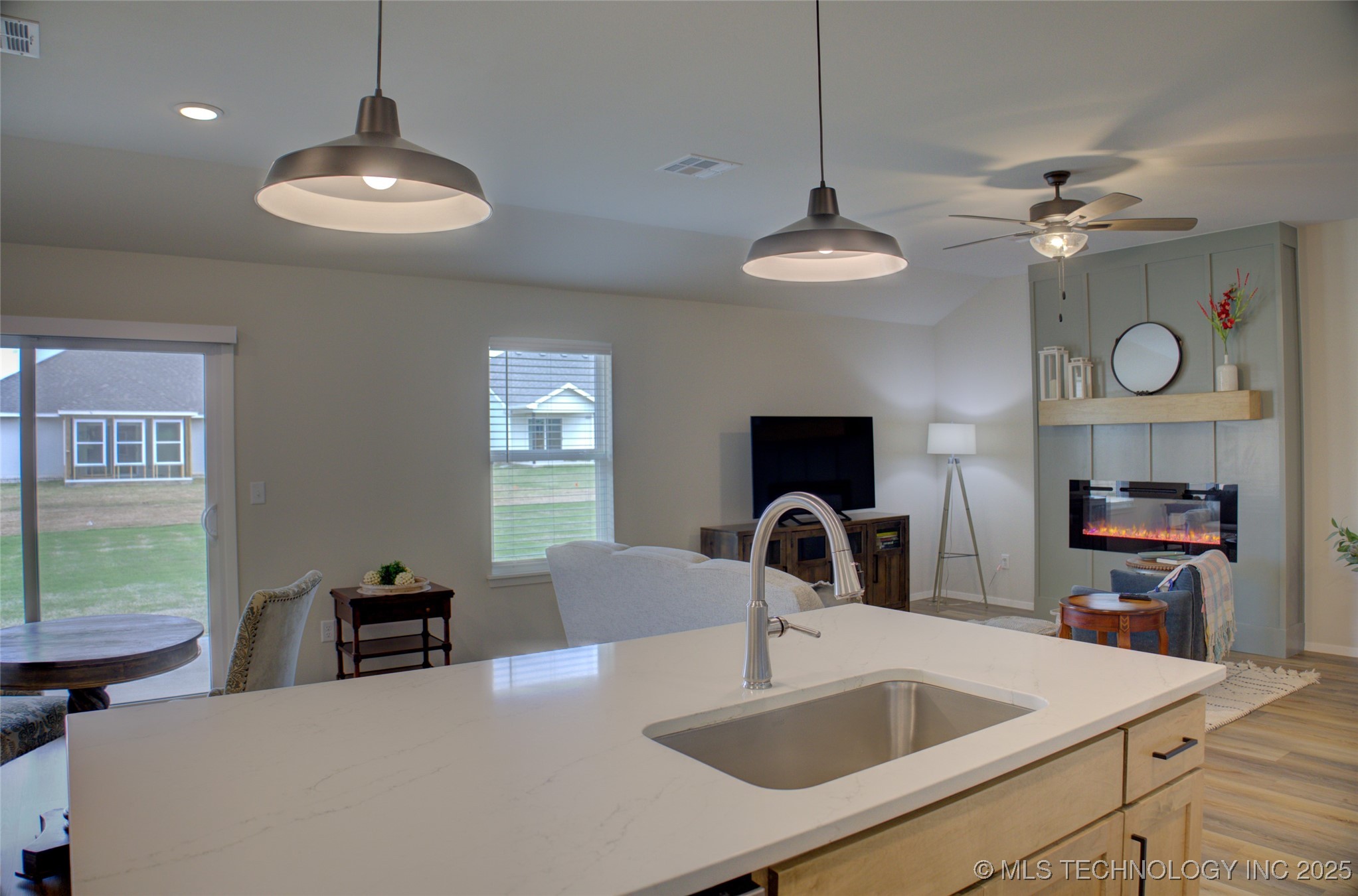 2910 W Albuquerque Place Property Photo 16