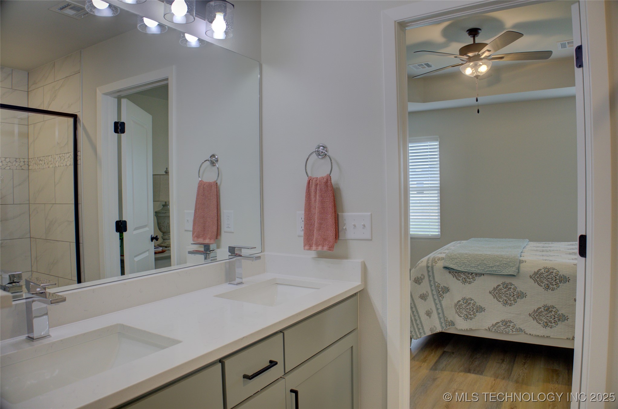 2910 W Albuquerque Place Property Photo 28