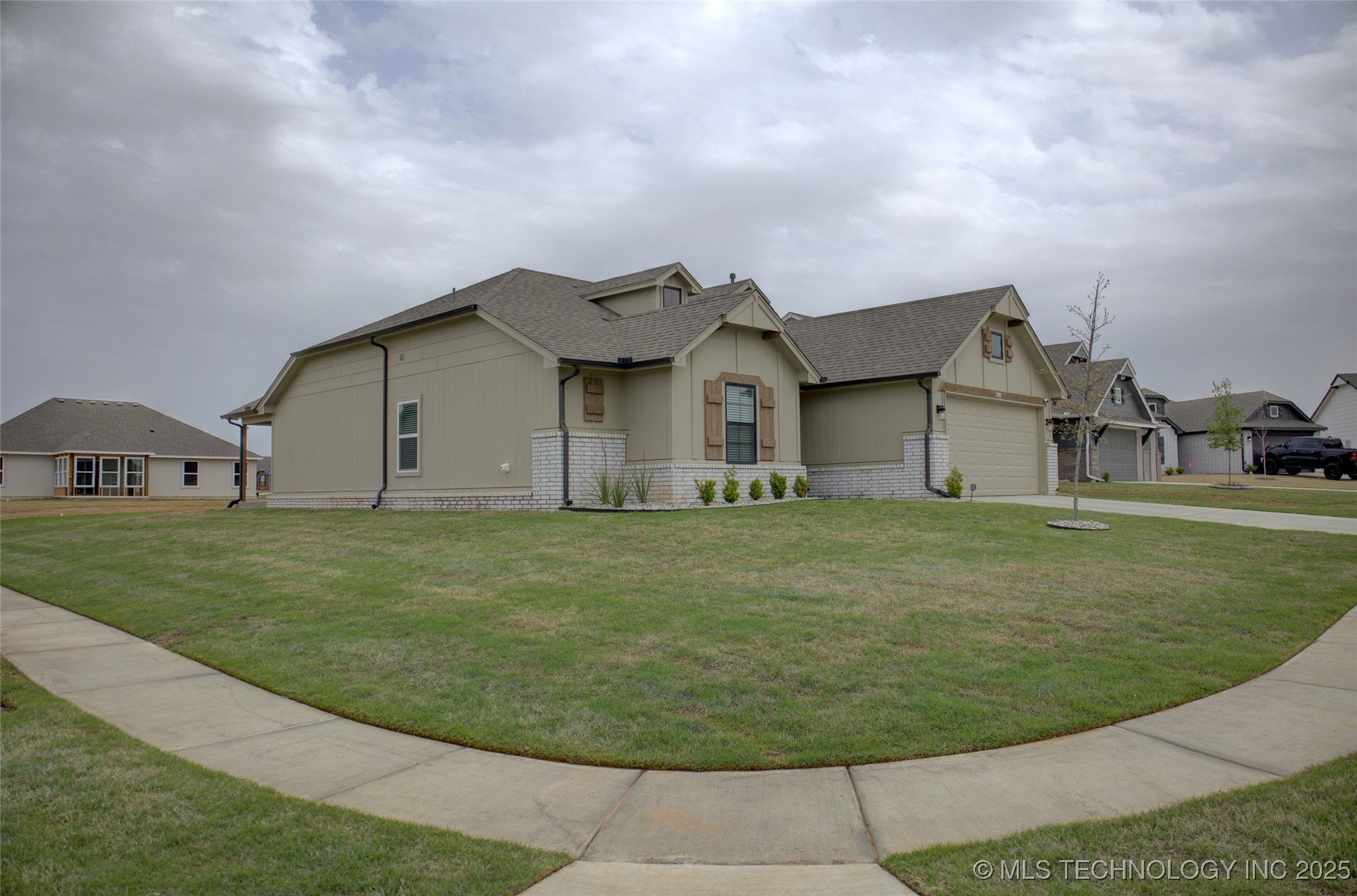 2910 W Albuquerque Place Property Photo 45
