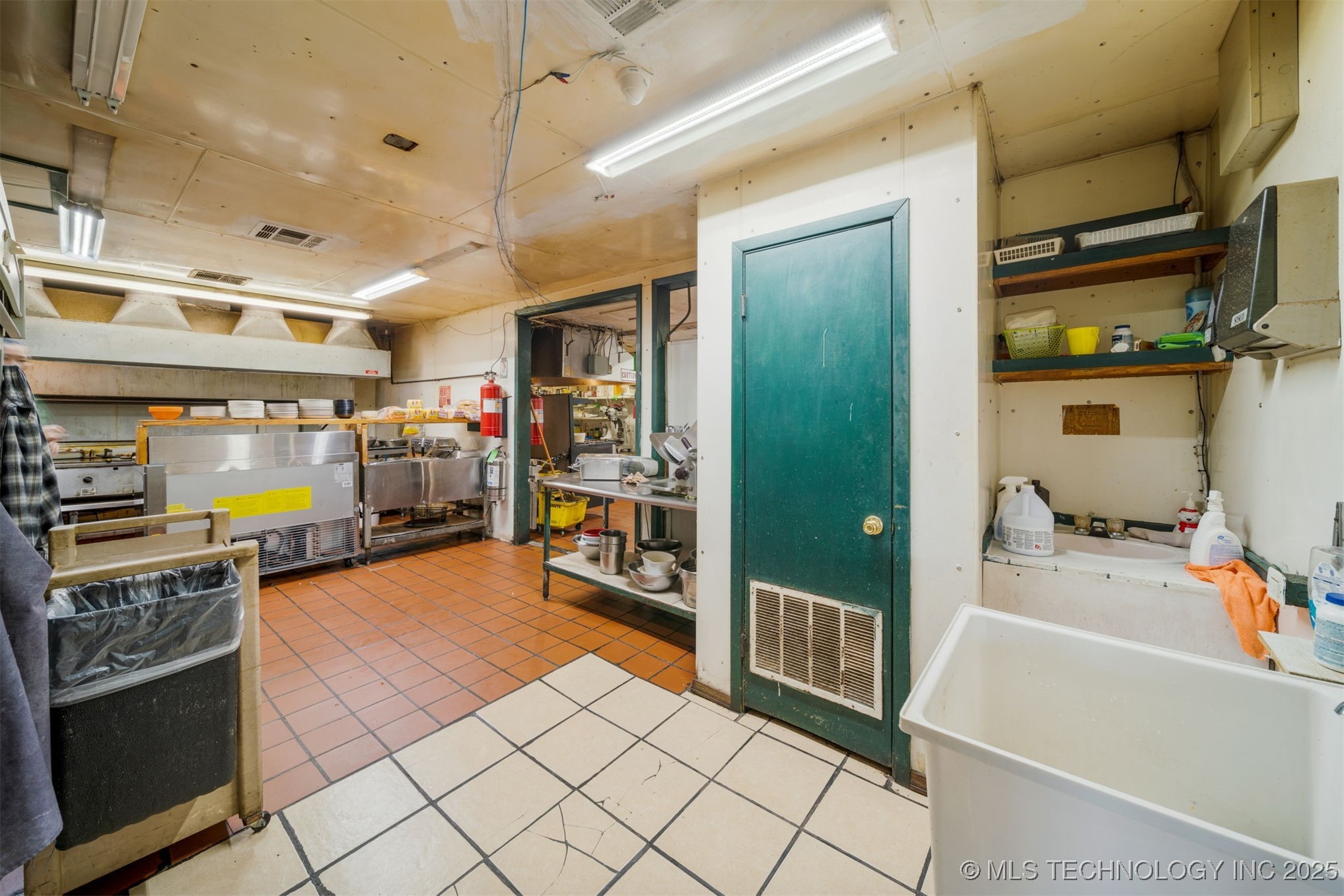 275 W Mississippi Avenue Property Photo 20