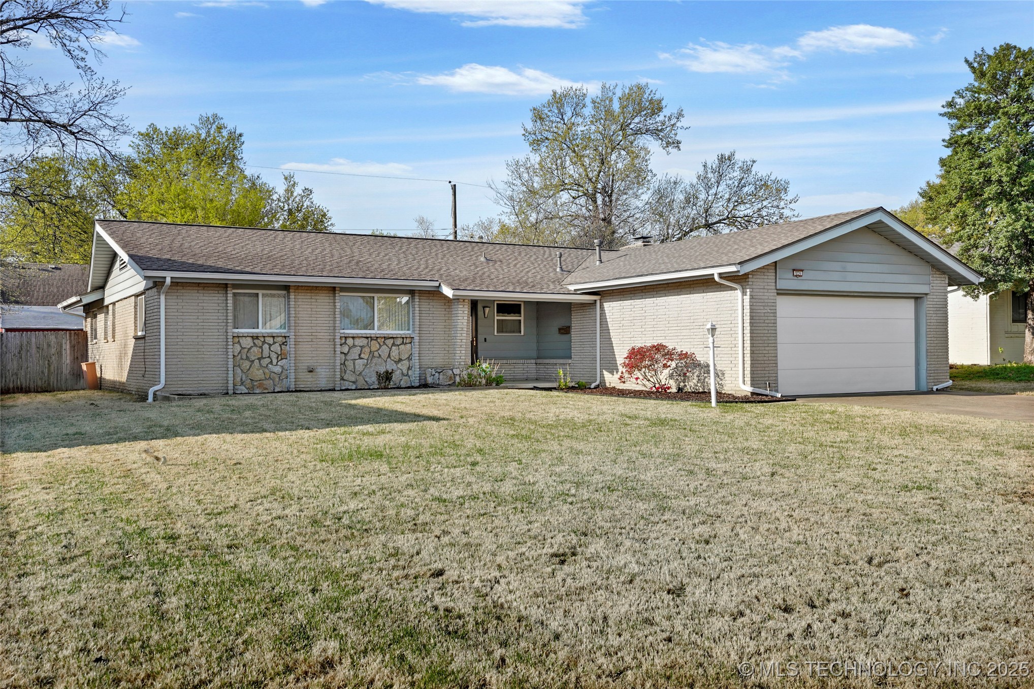 9224 E 37th Place Property Photo 2