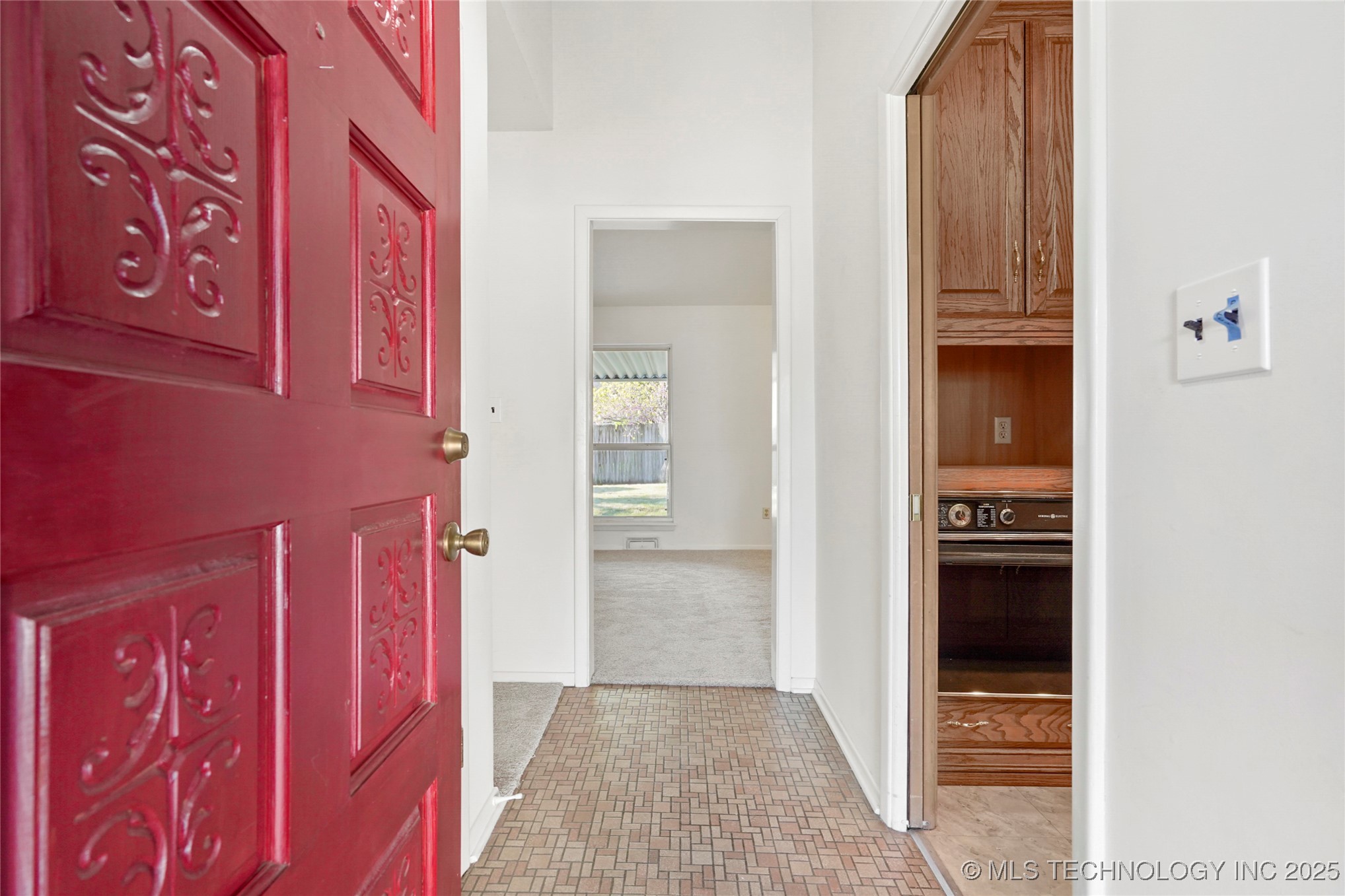 9224 E 37th Place Property Photo 3