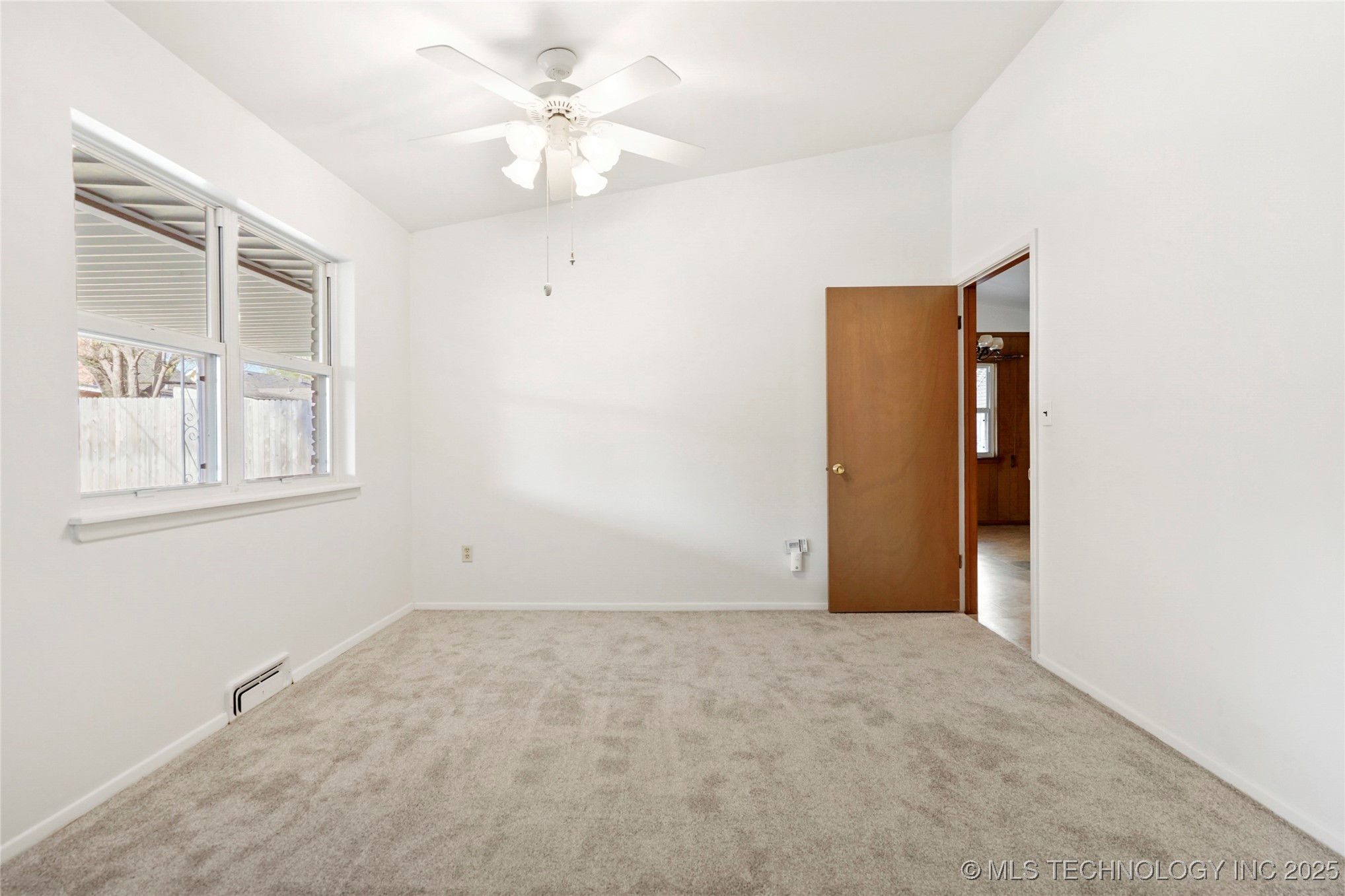 9224 E 37th Place Property Photo 6
