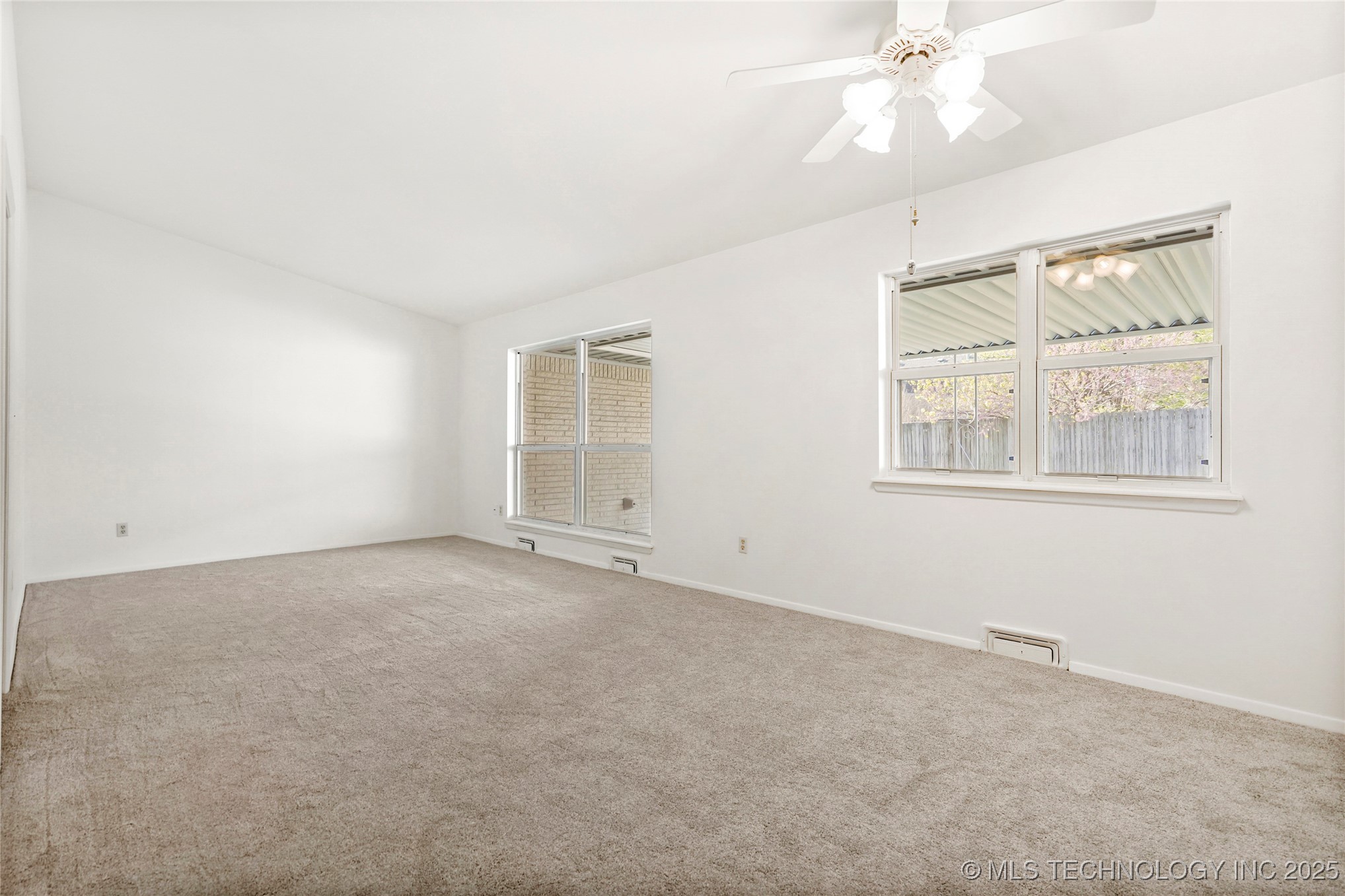 9224 E 37th Place Property Photo 7