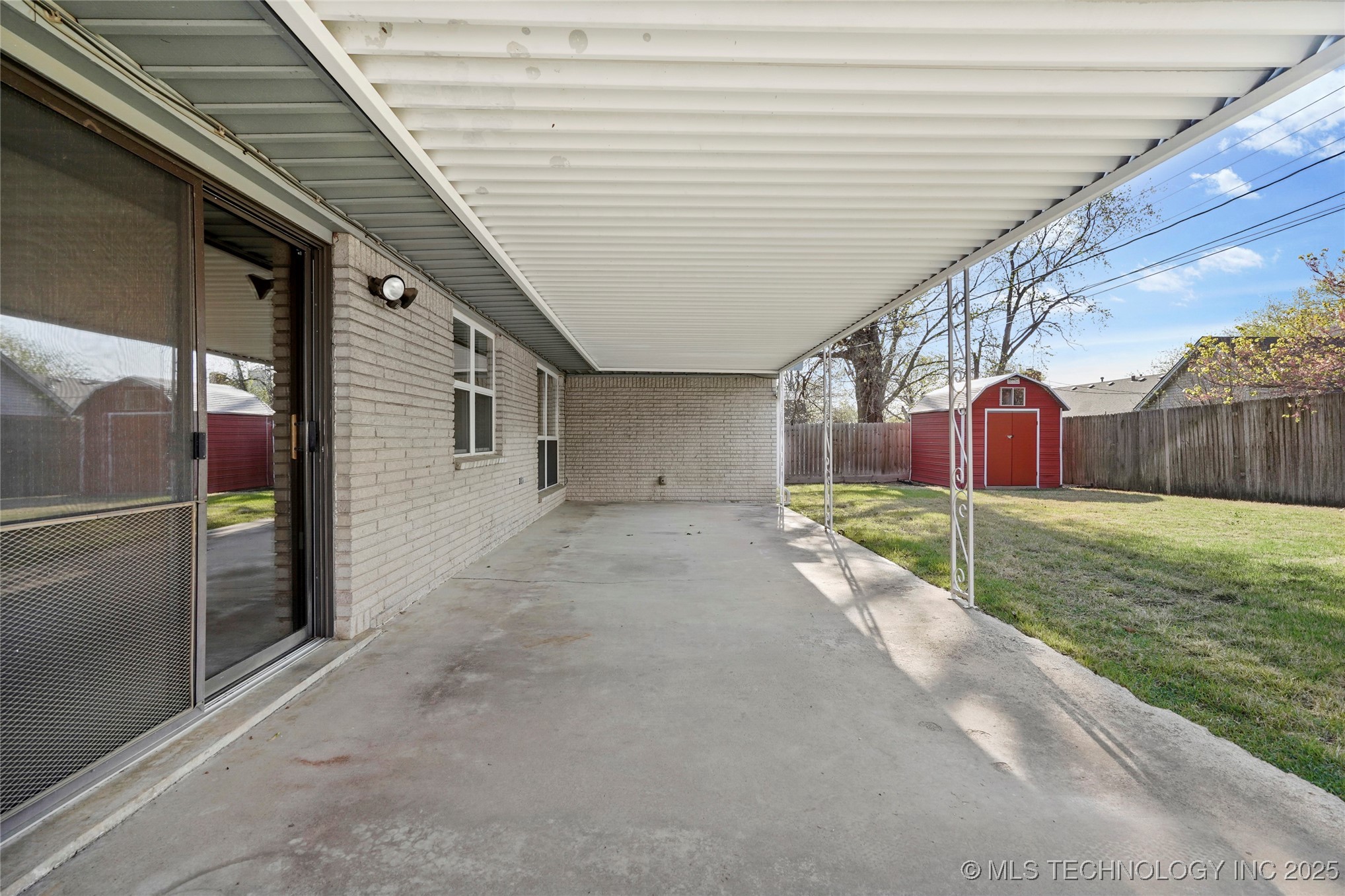 9224 E 37th Place Property Photo 24