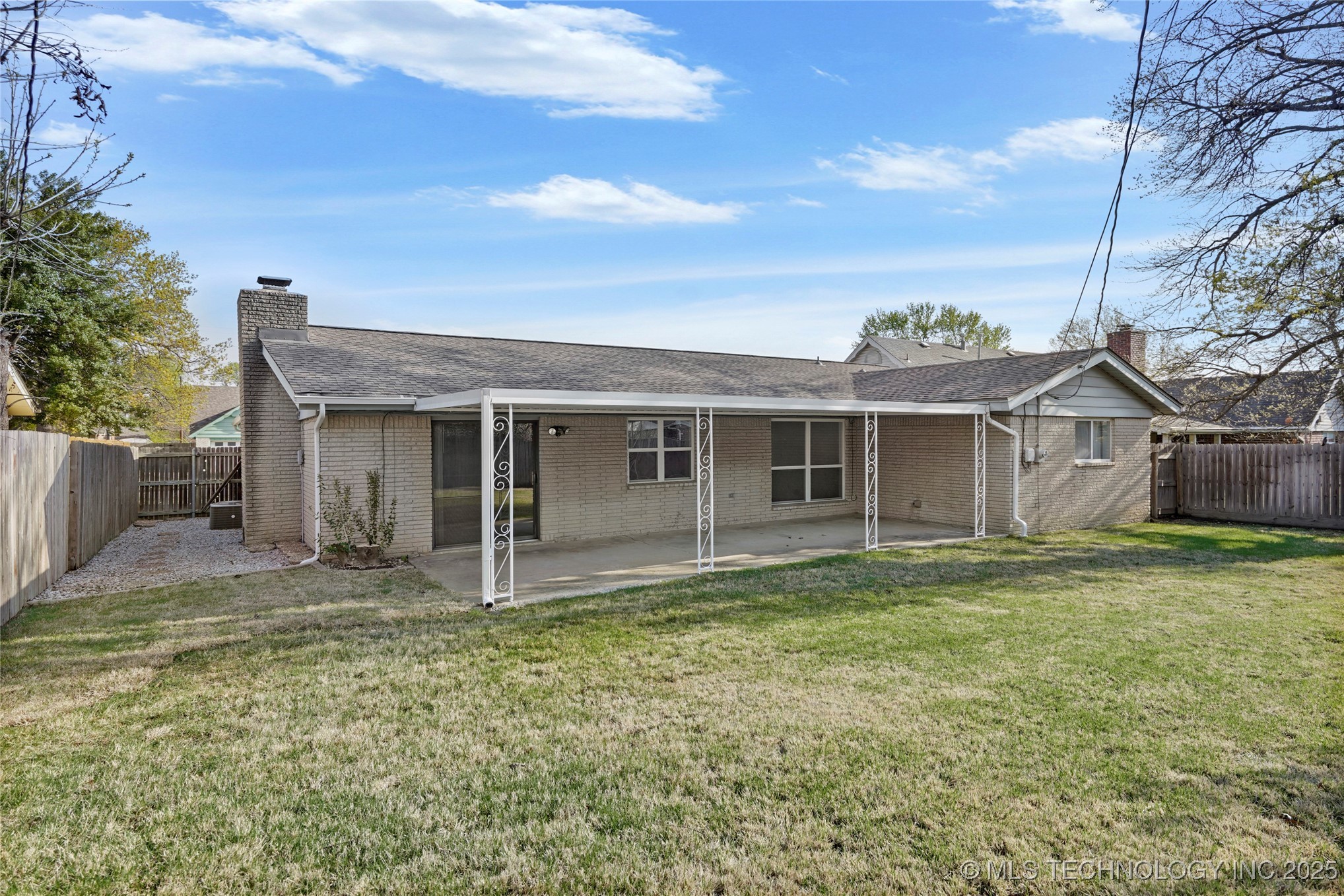 9224 E 37th Place Property Photo 25