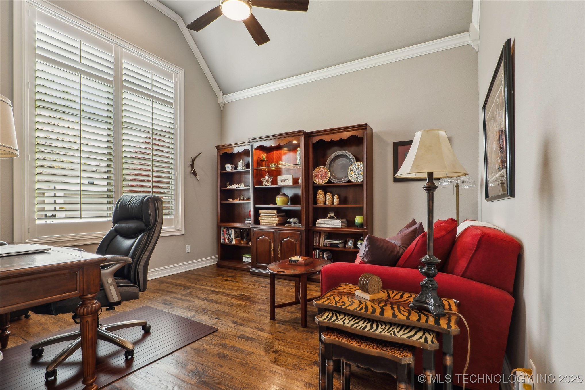 10006 S Hudson Place Property Photo 6