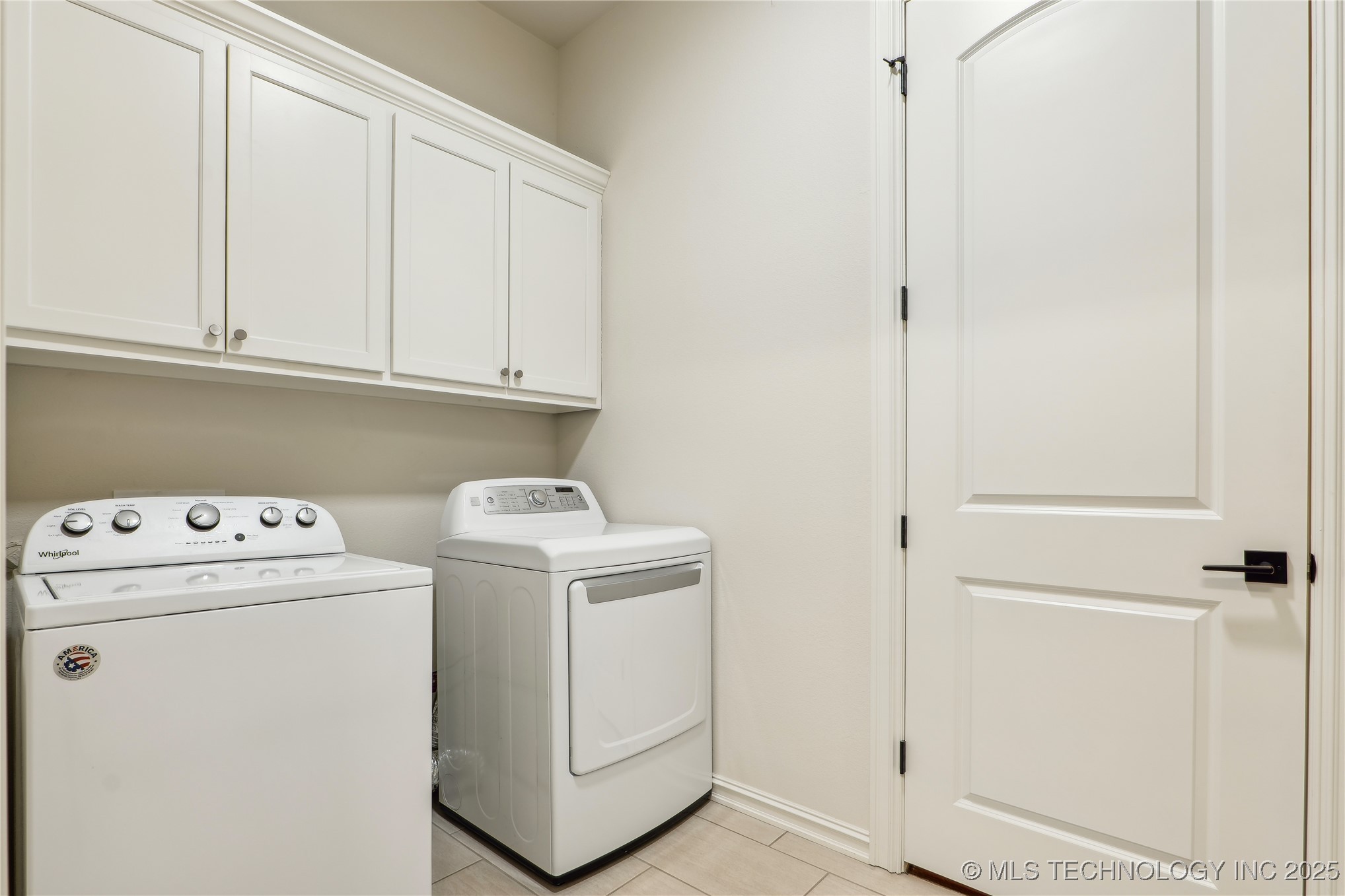 10006 S Hudson Place Property Photo 30
