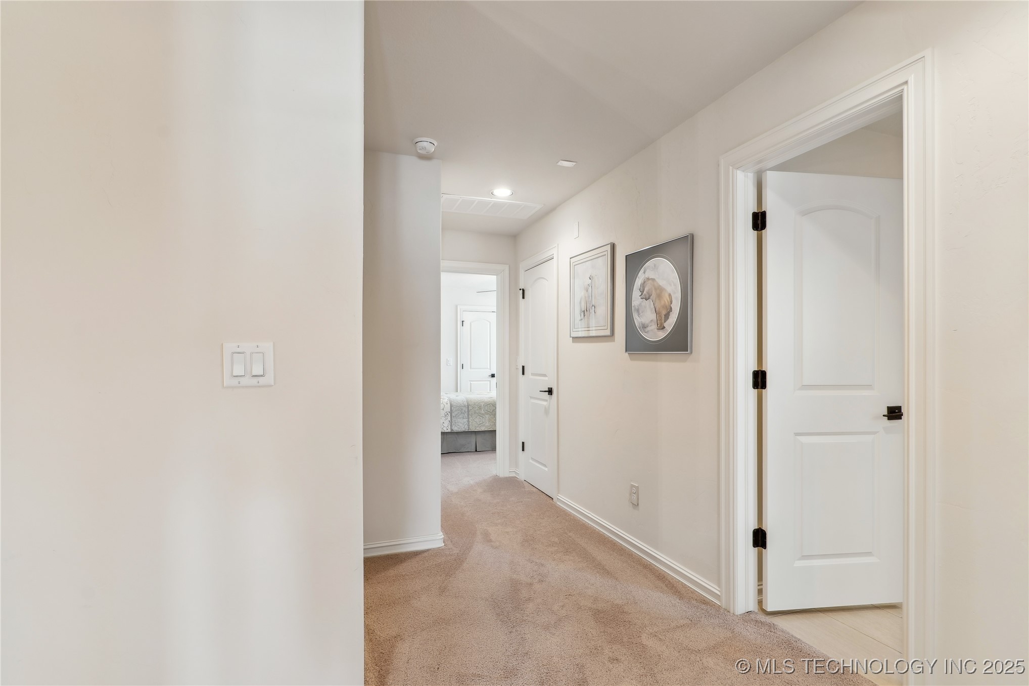10006 S Hudson Place Property Photo 34