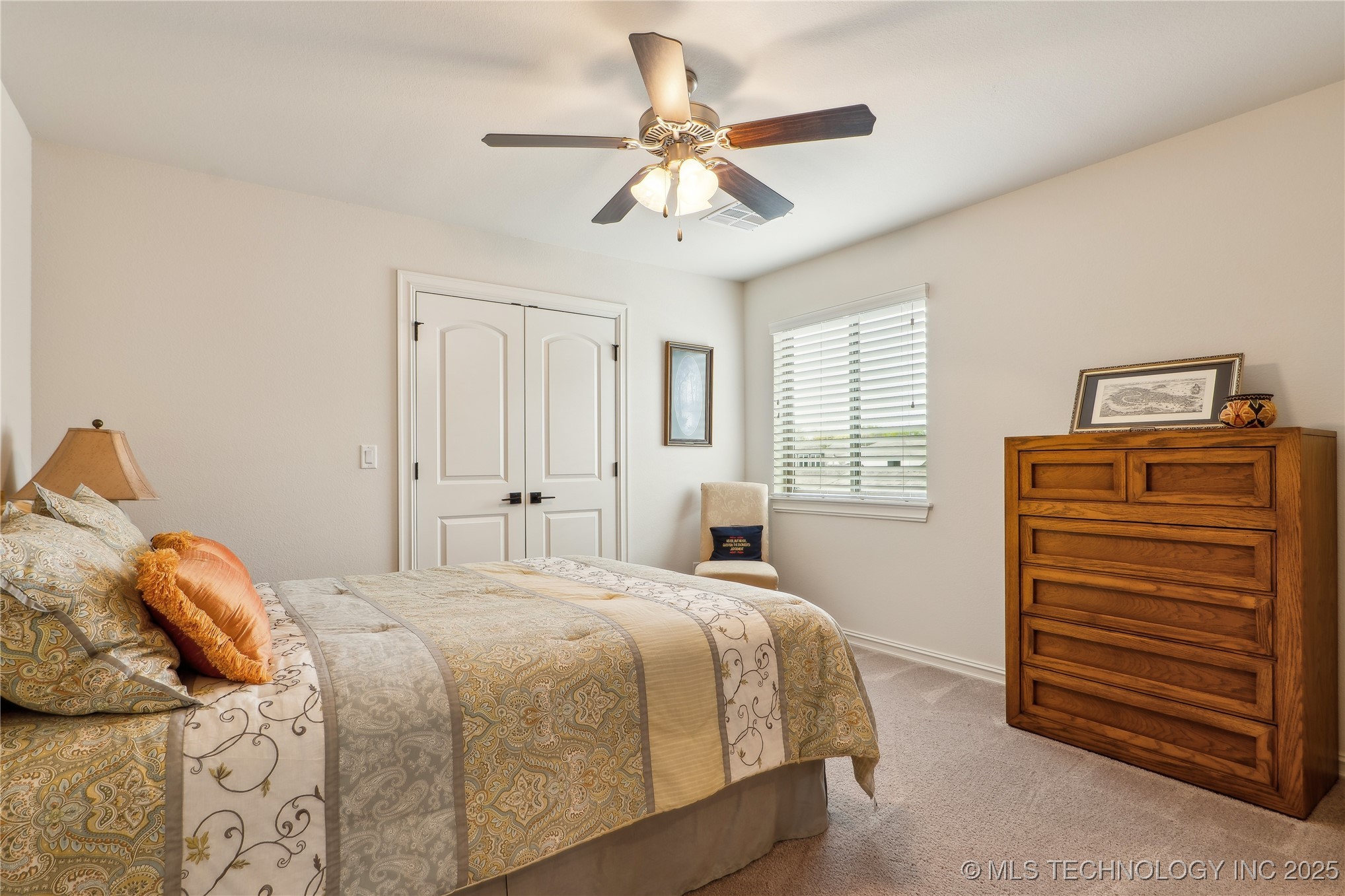 10006 S Hudson Place Property Photo 35
