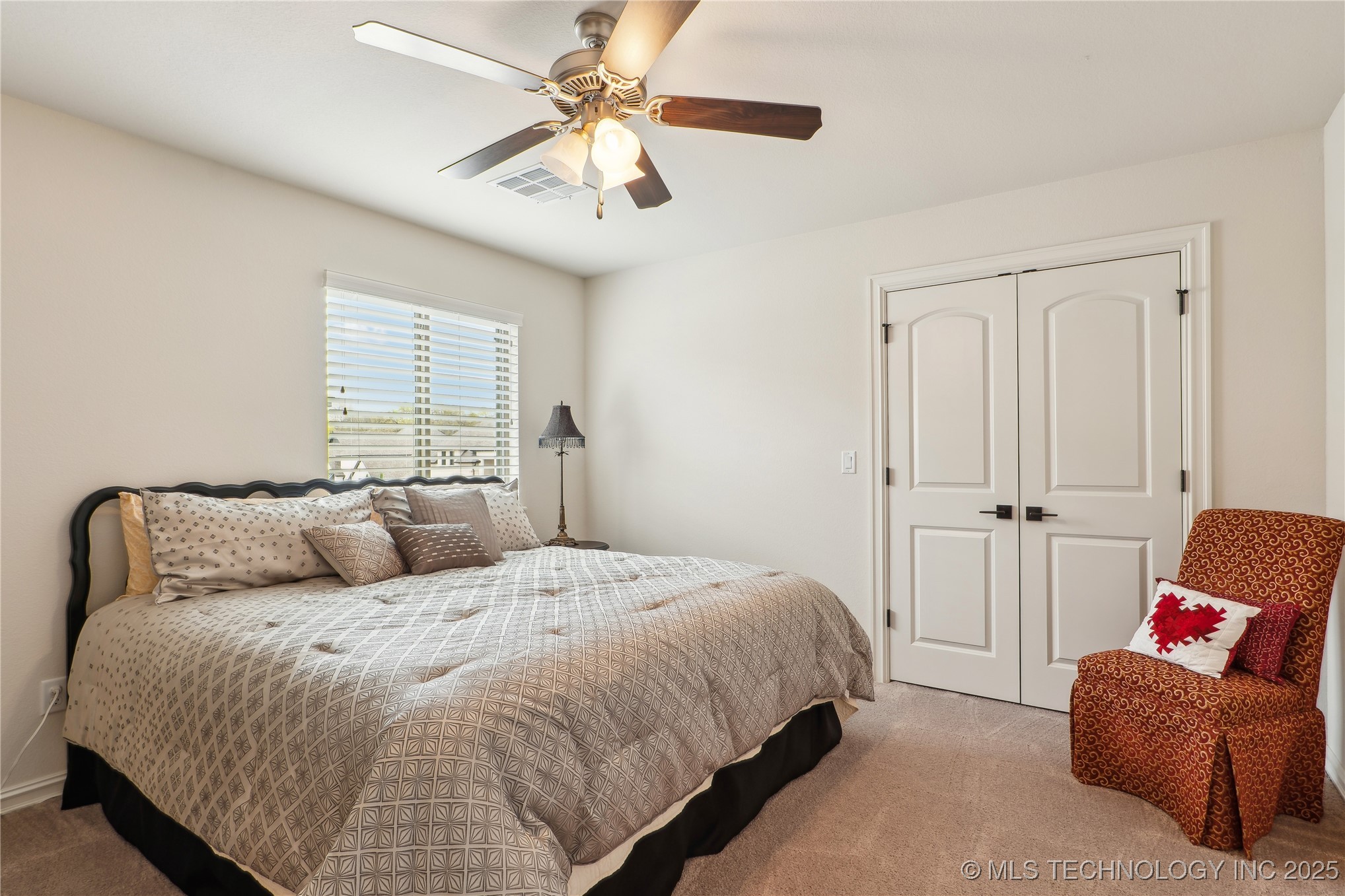 10006 S Hudson Place Property Photo 39
