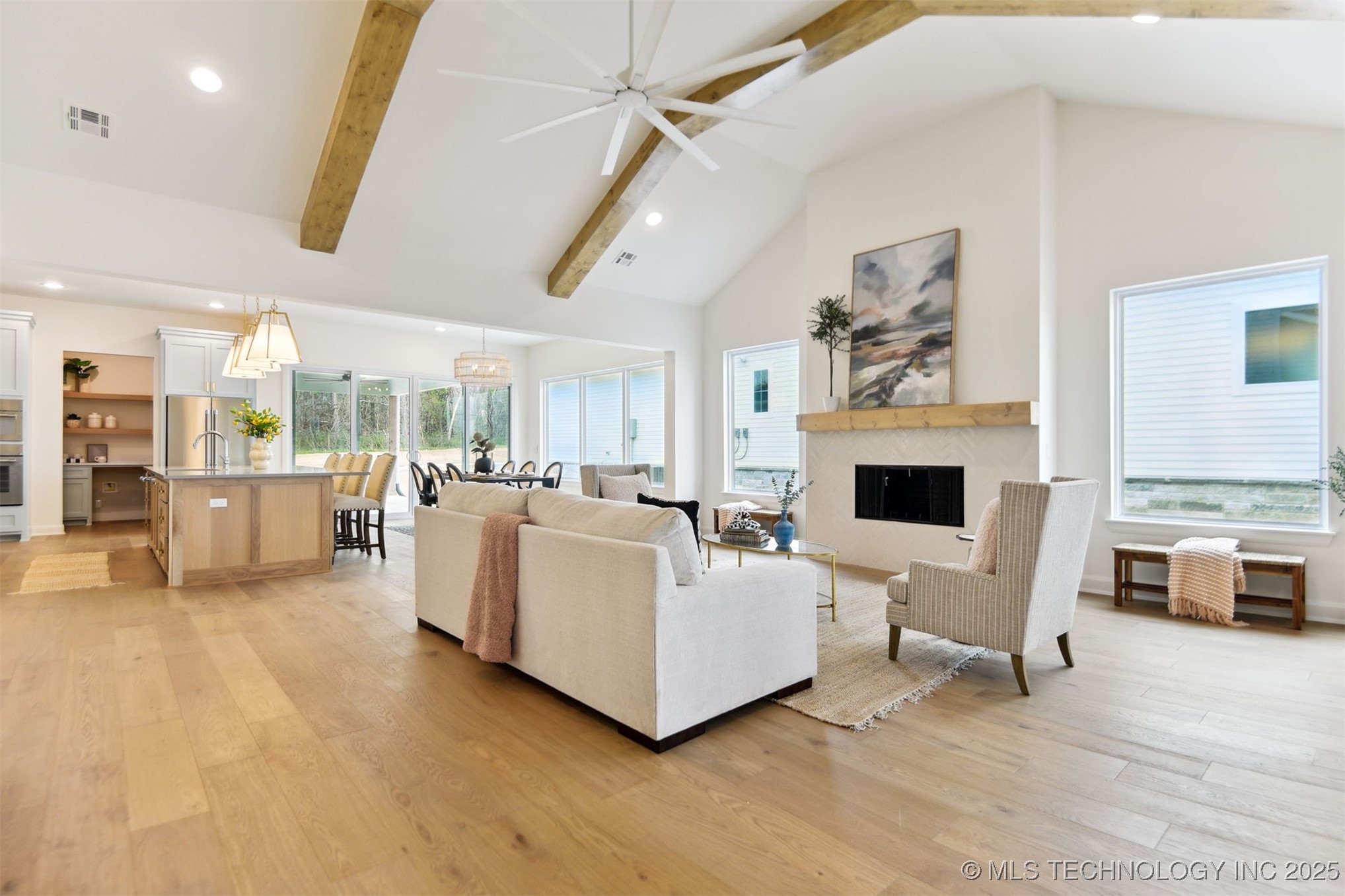 29991 S 567 Road Property Photo 5