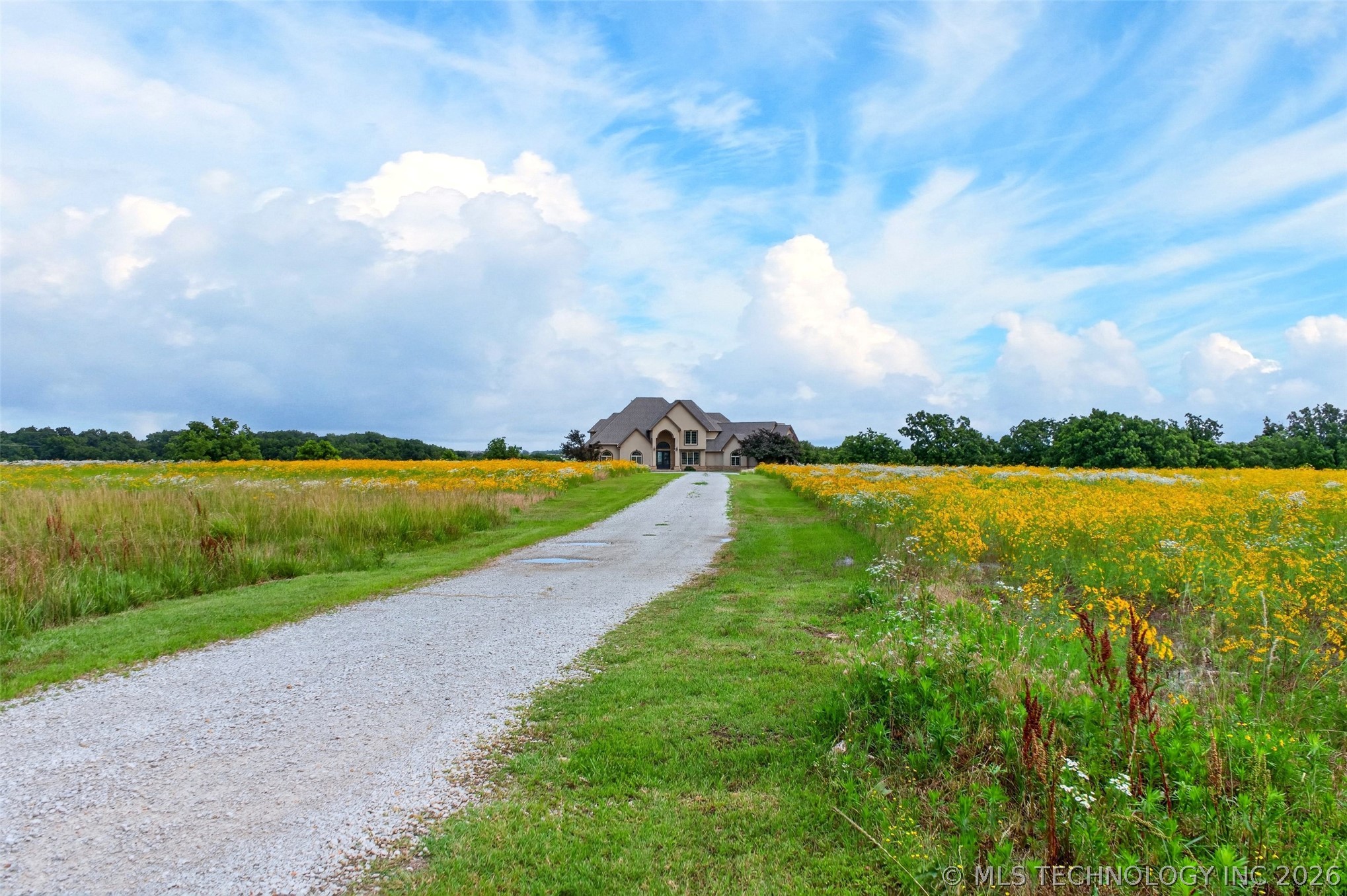 10980 S 590 Road Property Photo 1