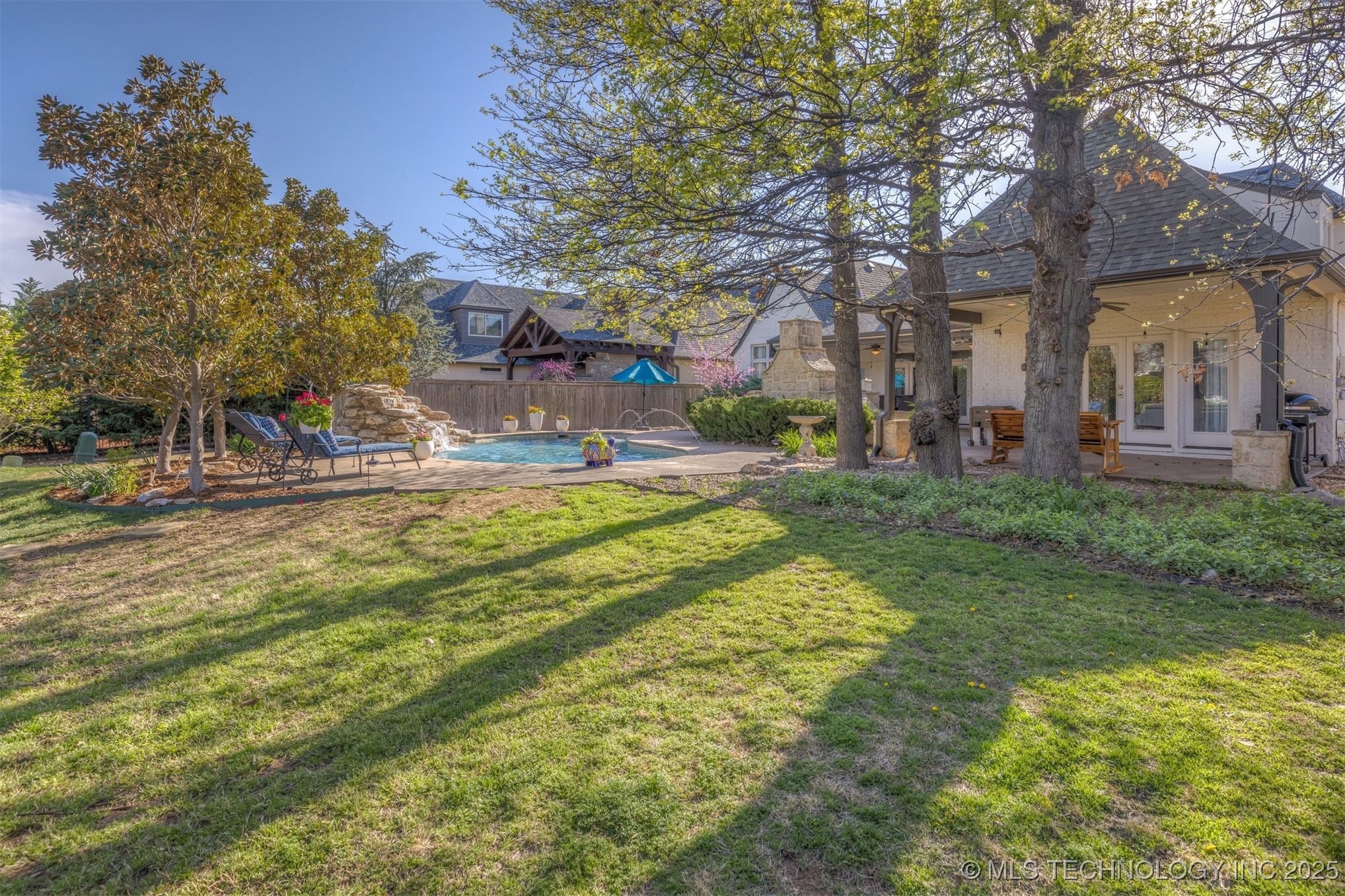 4421 S Retana Avenue Property Photo 65