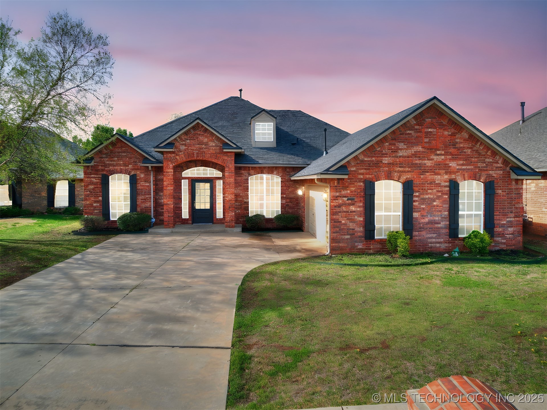 1630 Strayfox Crossing Property Photo
