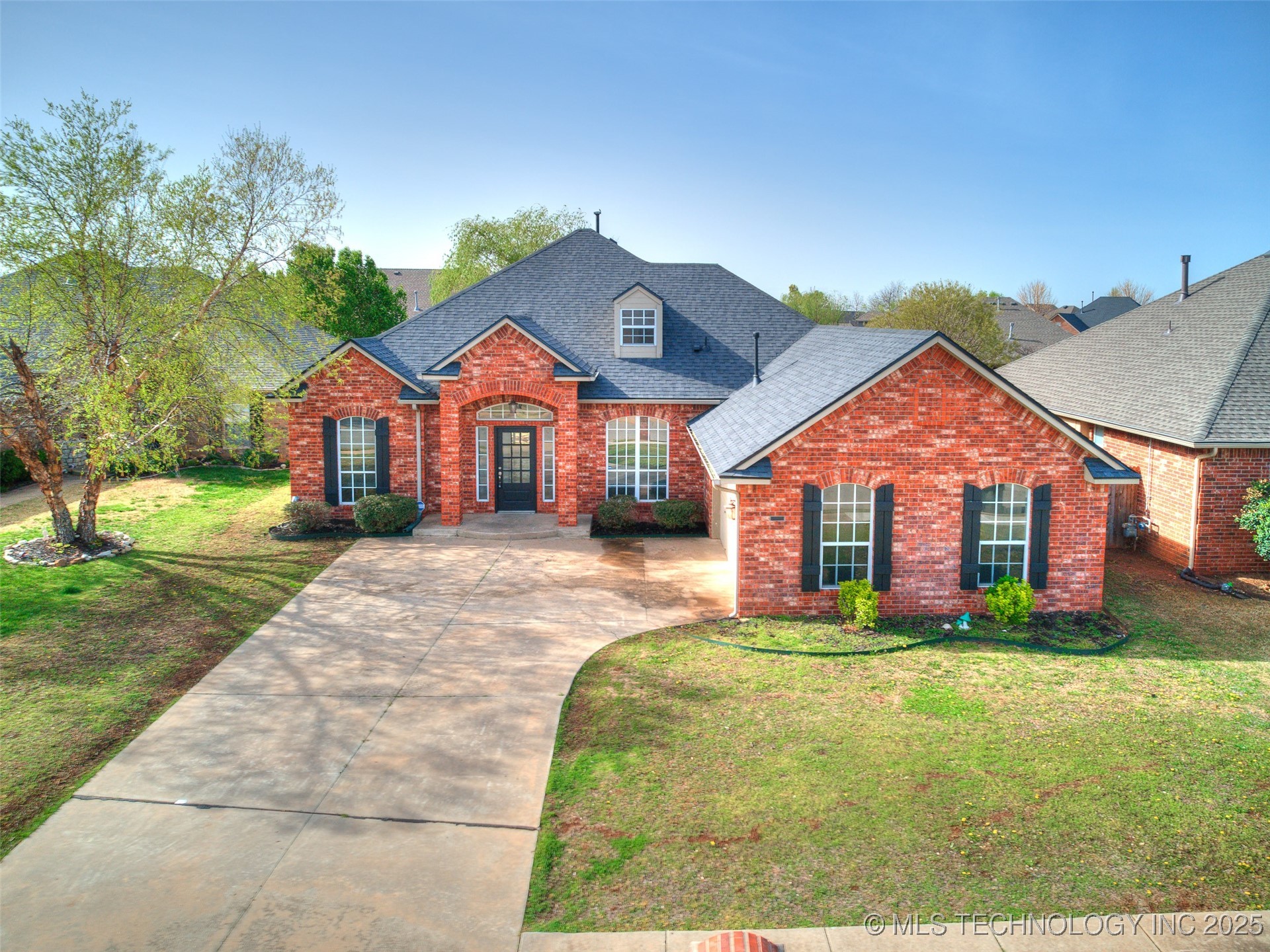 1630 Strayfox Crossing Property Photo 6