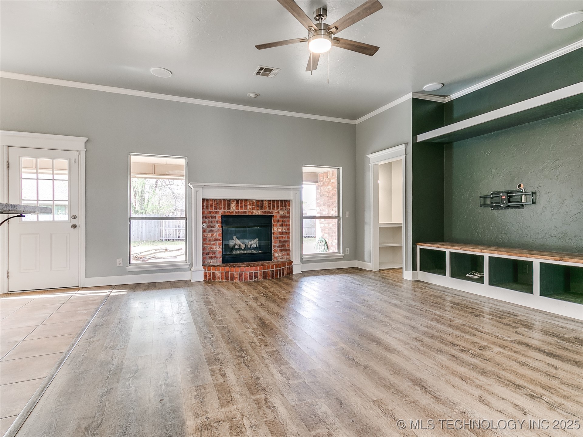 1630 Strayfox Crossing Property Photo 19