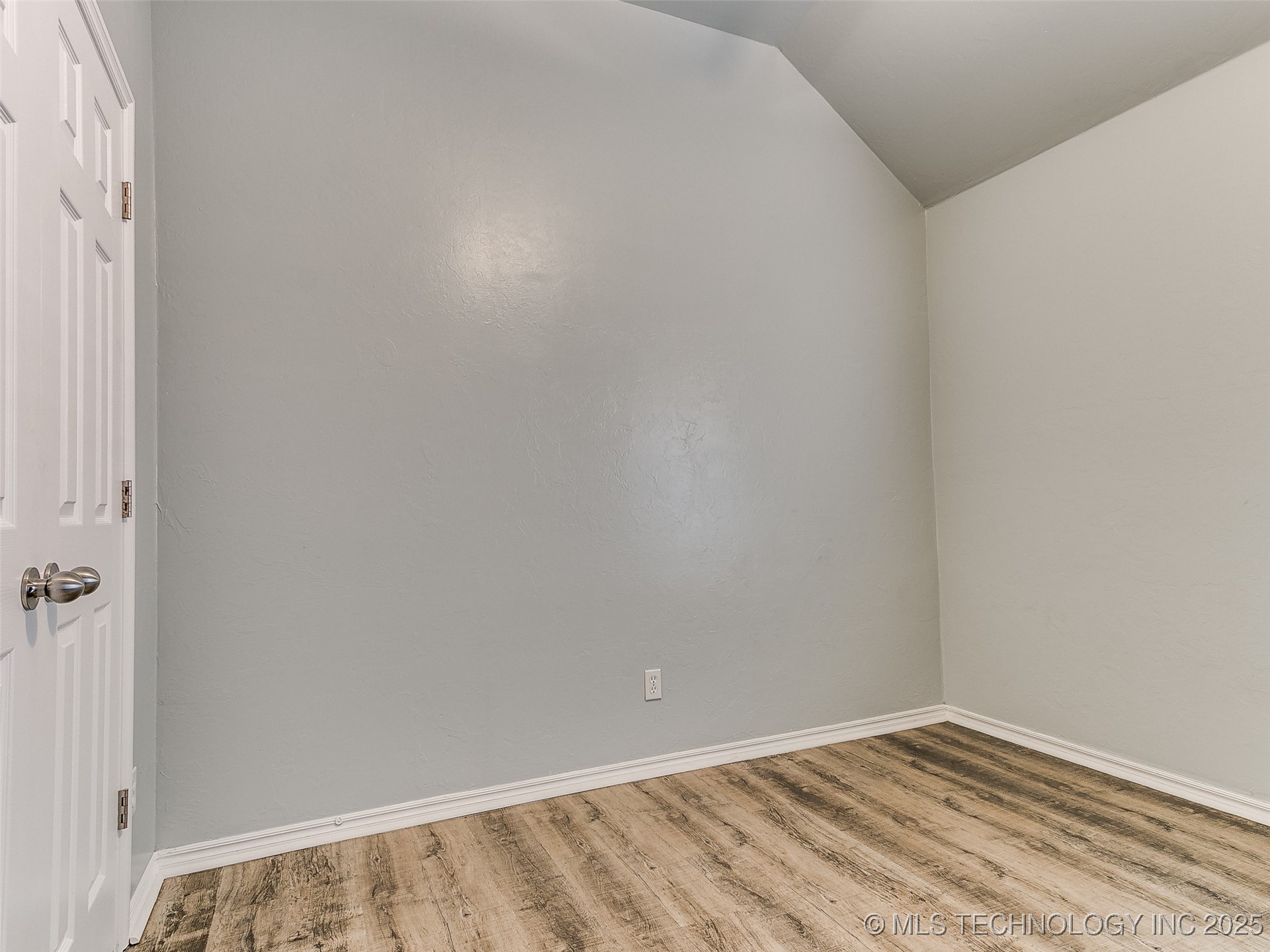 1630 Strayfox Crossing Property Photo 36