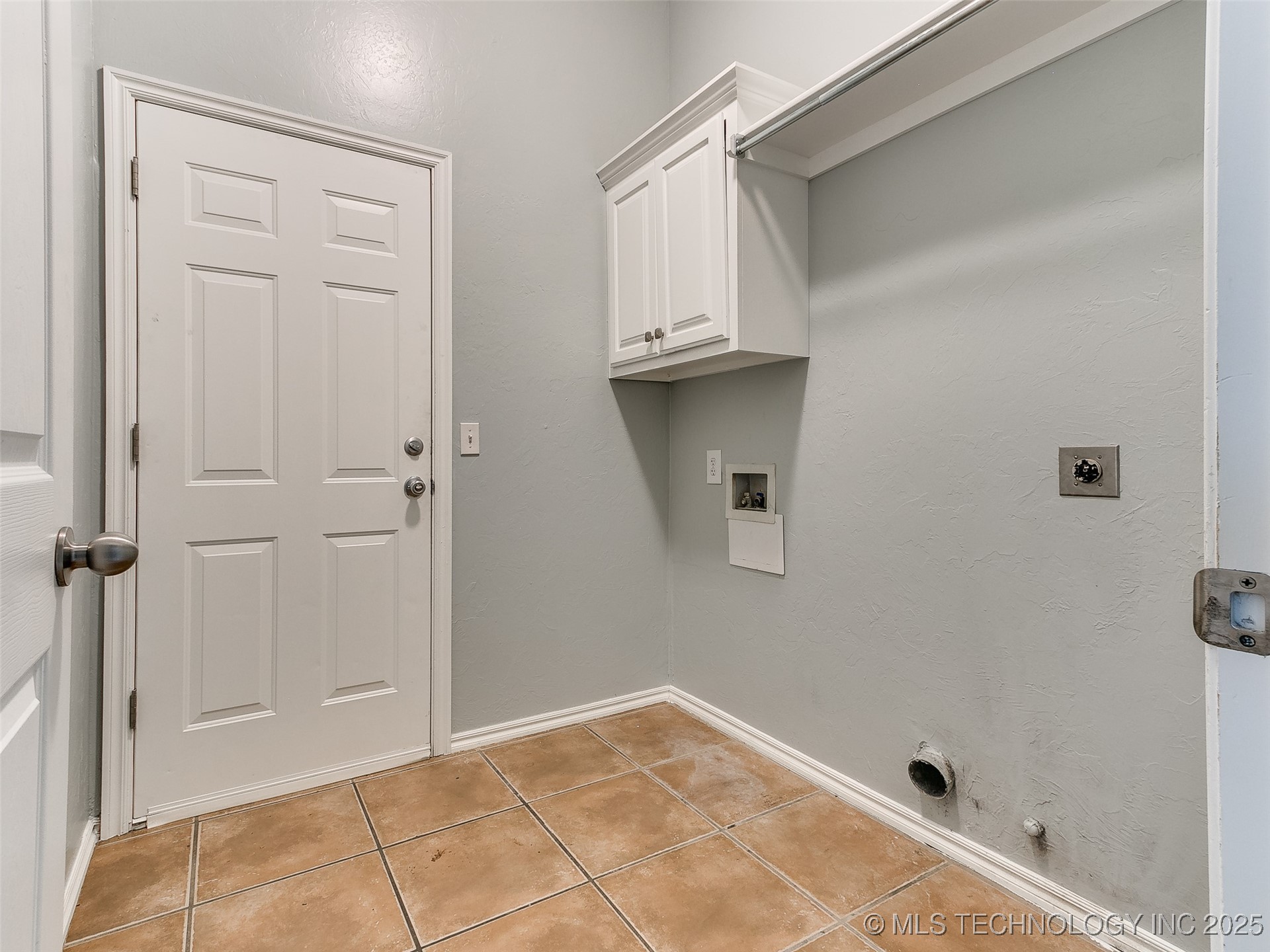 1630 Strayfox Crossing Property Photo 38