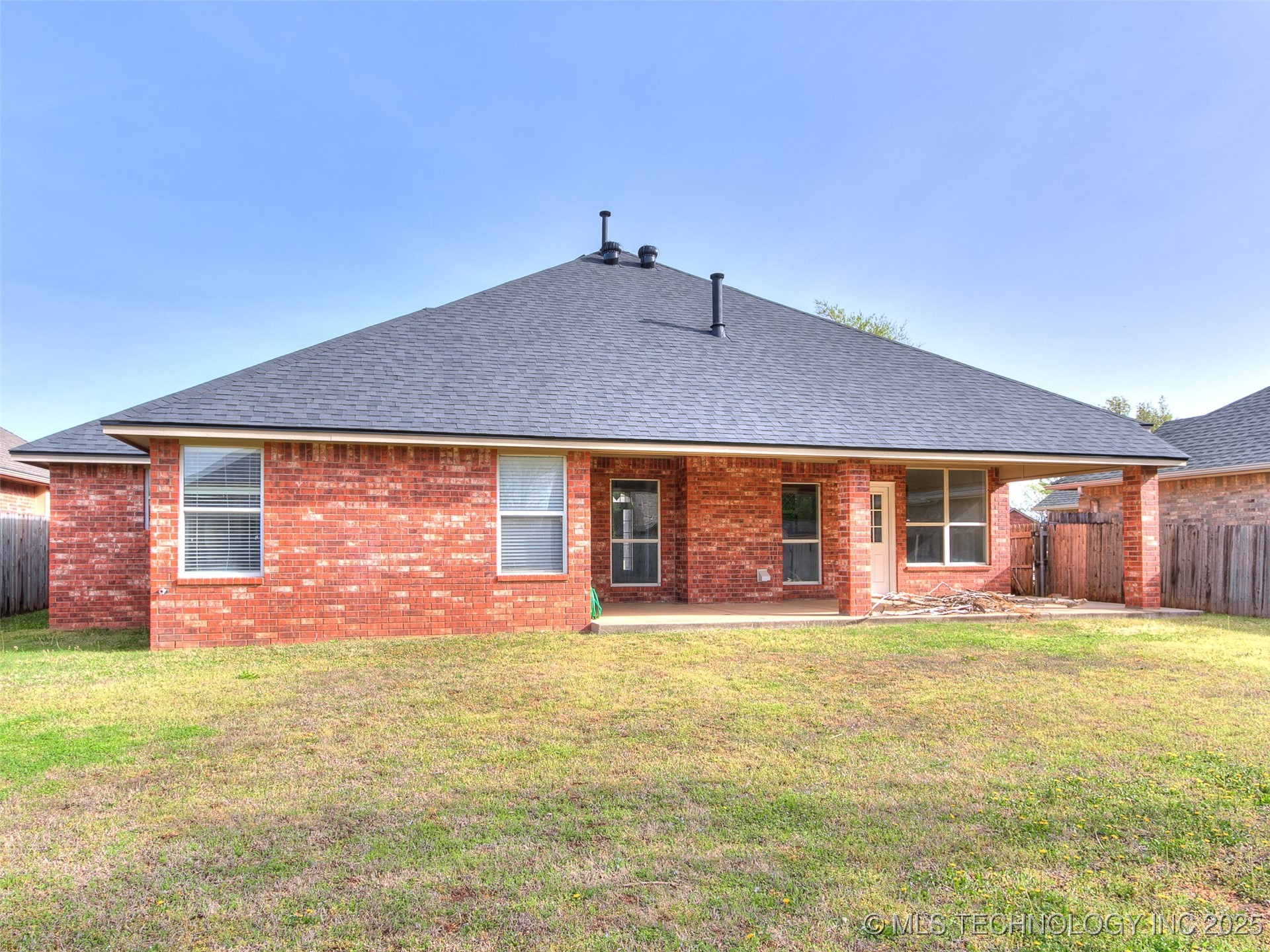 1630 Strayfox Crossing Property Photo 43