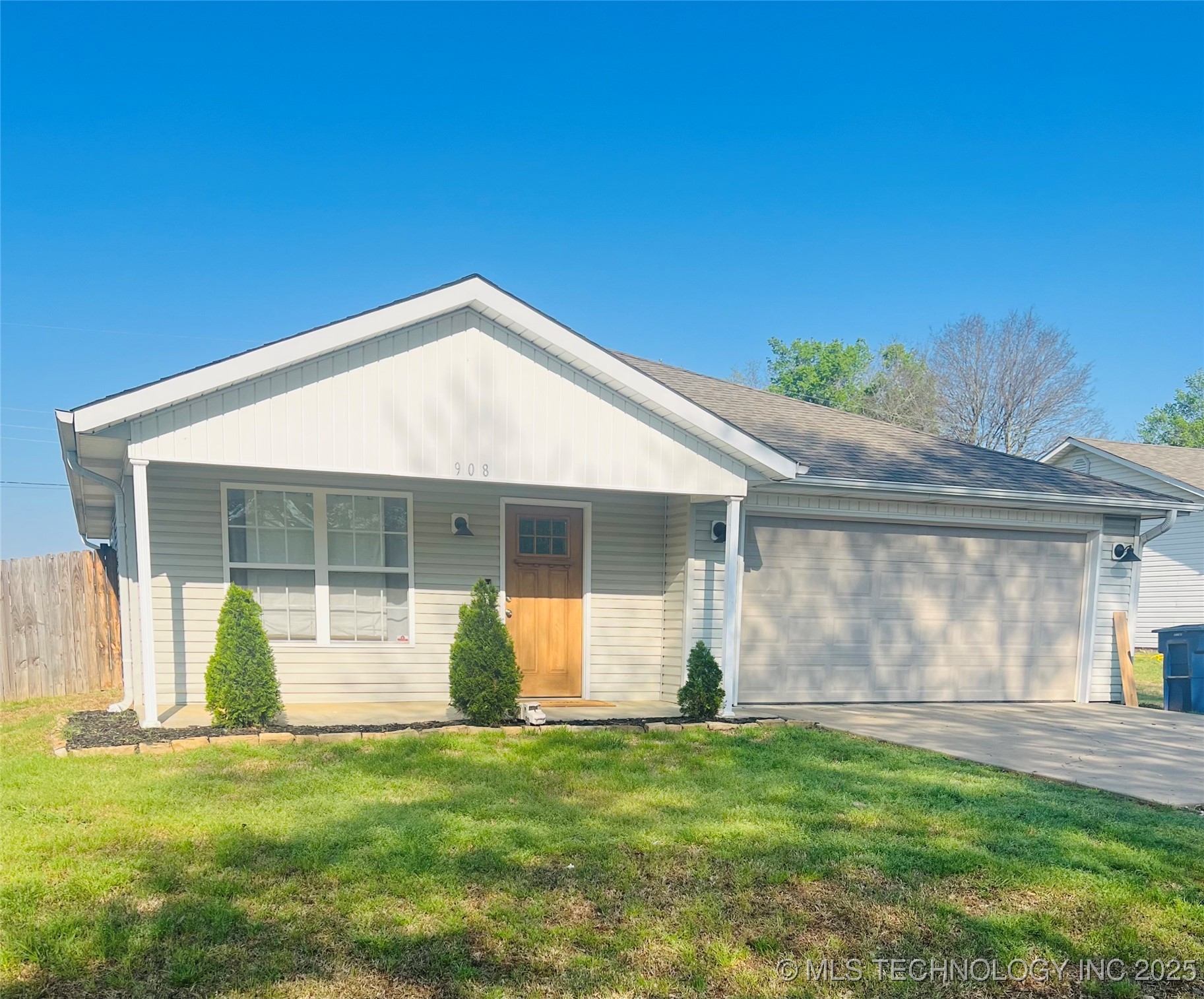 908 Cherry Property Photo