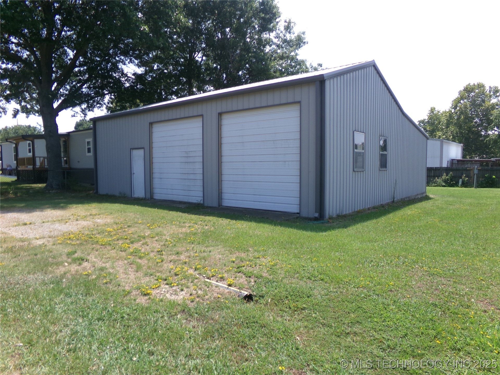 Lakeland Road Property Photo 2