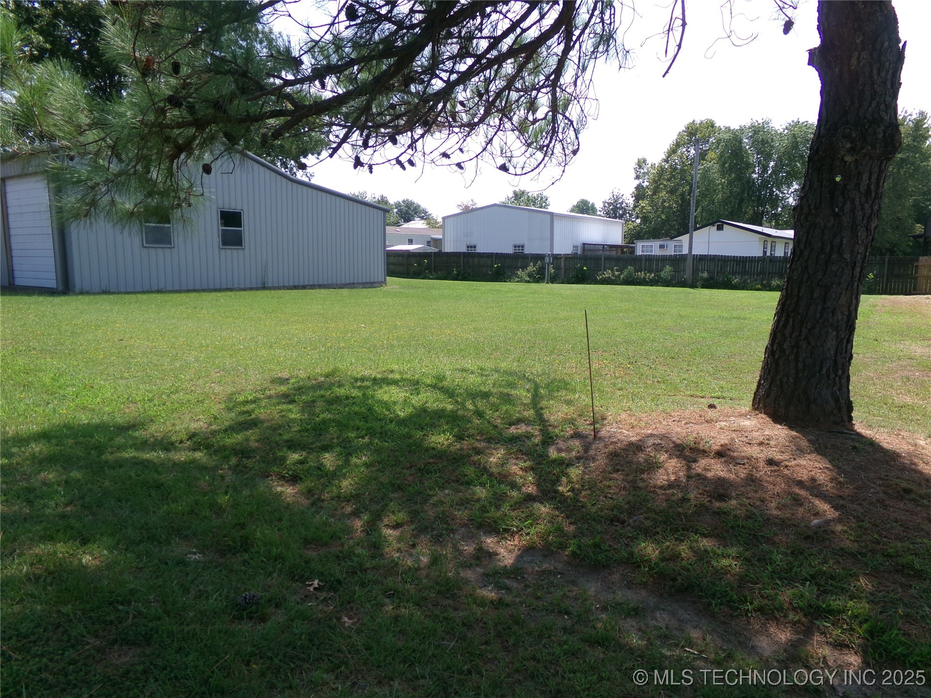 Lakeland Road Property Photo 3