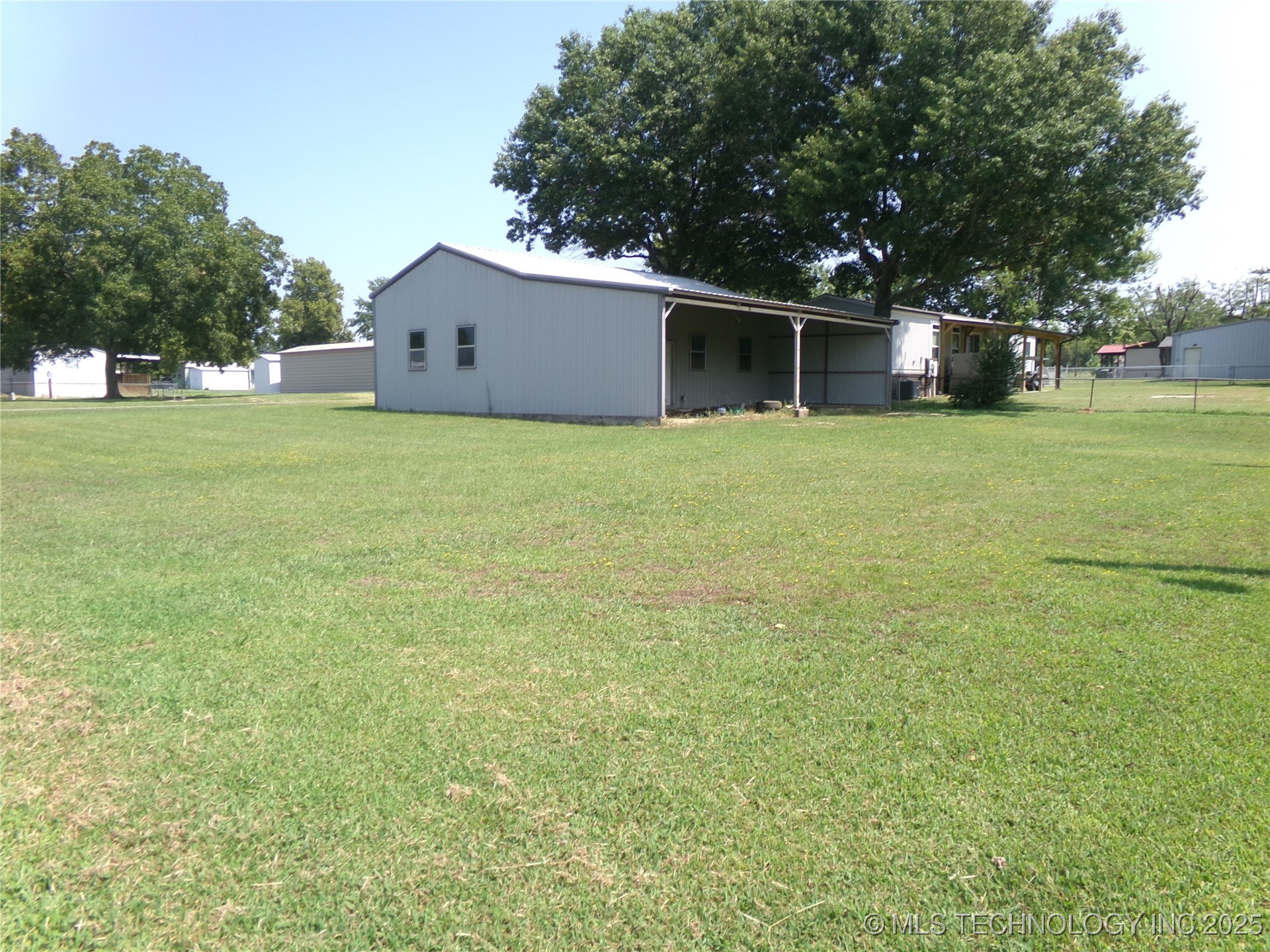 Lakeland Road Property Photo 4