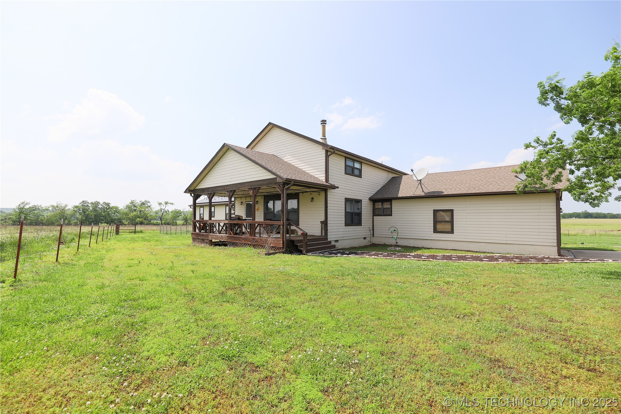 4621 Garfield Road Property Photo 8