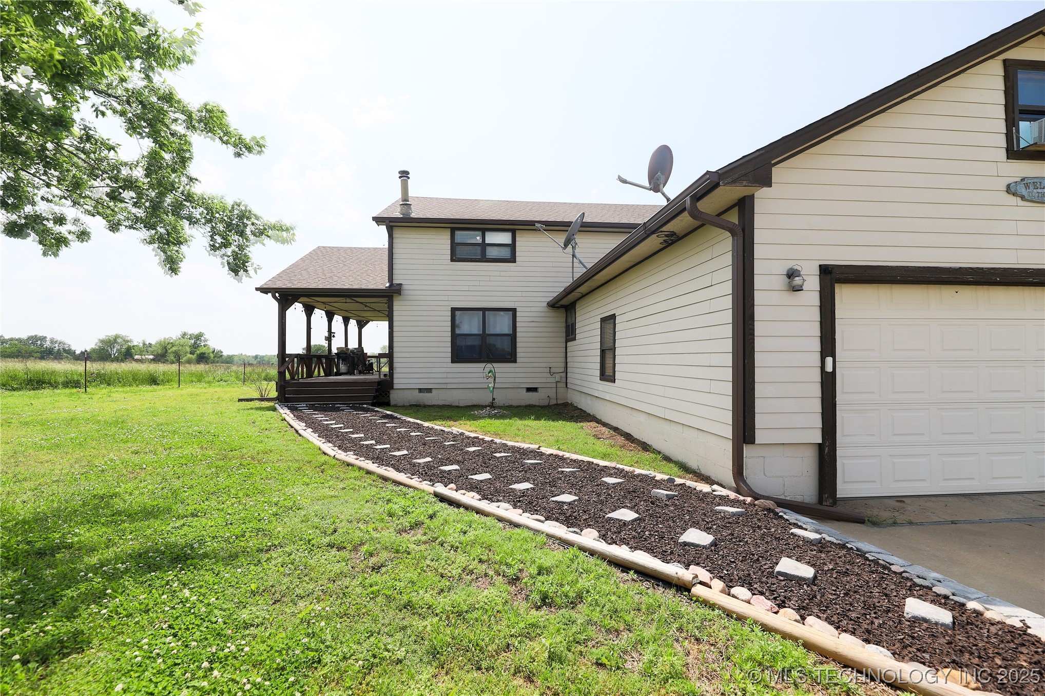 4621 Garfield Road Property Photo 10