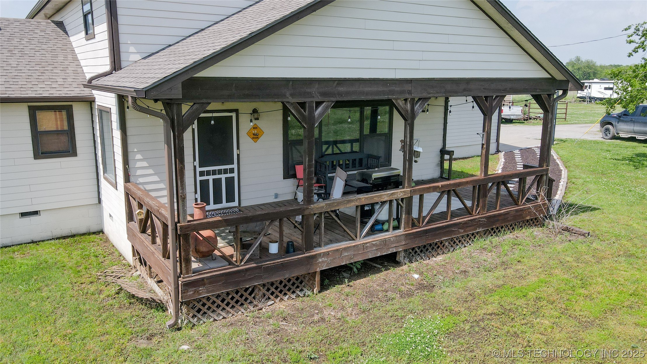 4621 Garfield Road Property Photo 13