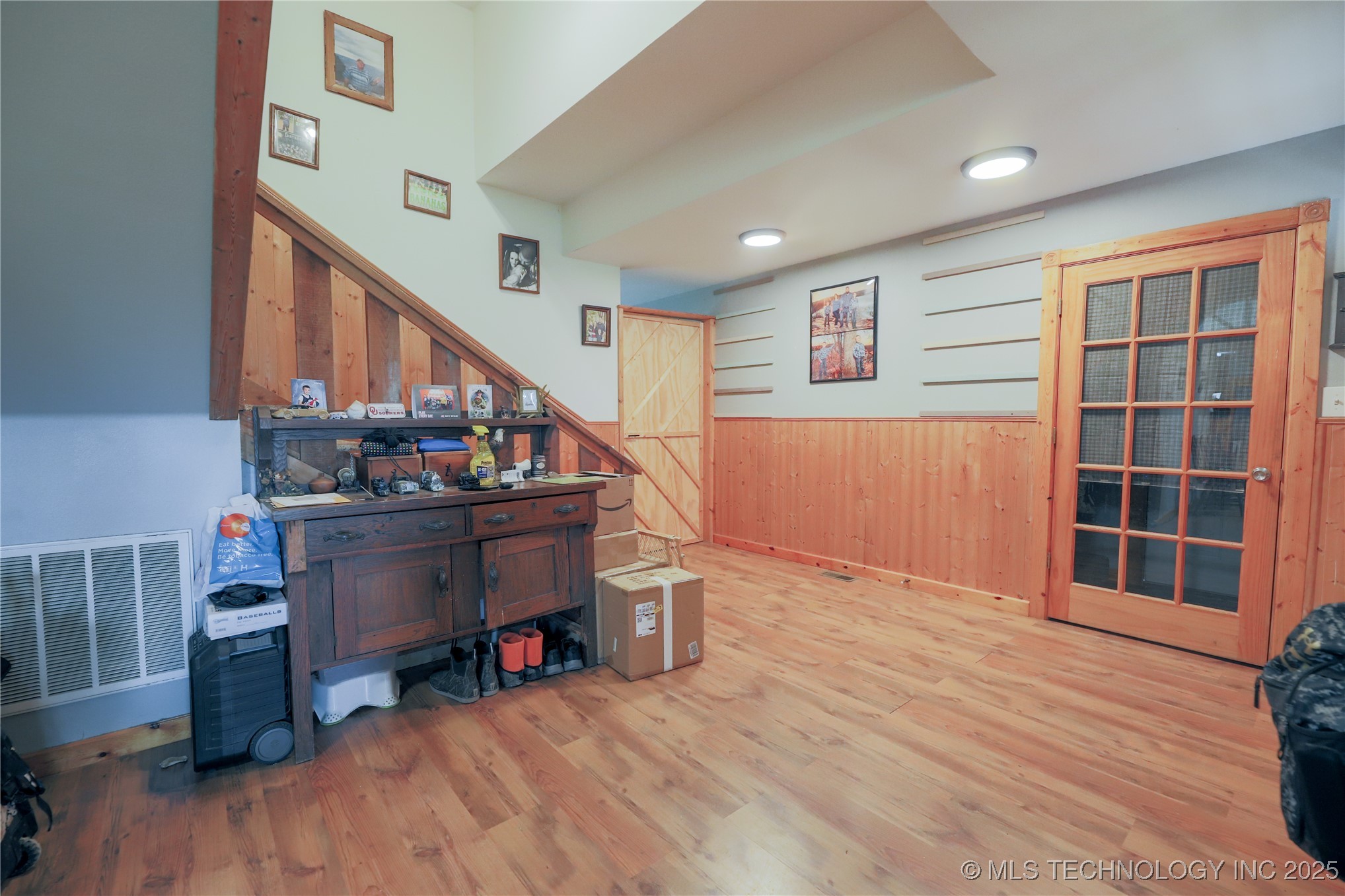 4621 Garfield Road Property Photo 21