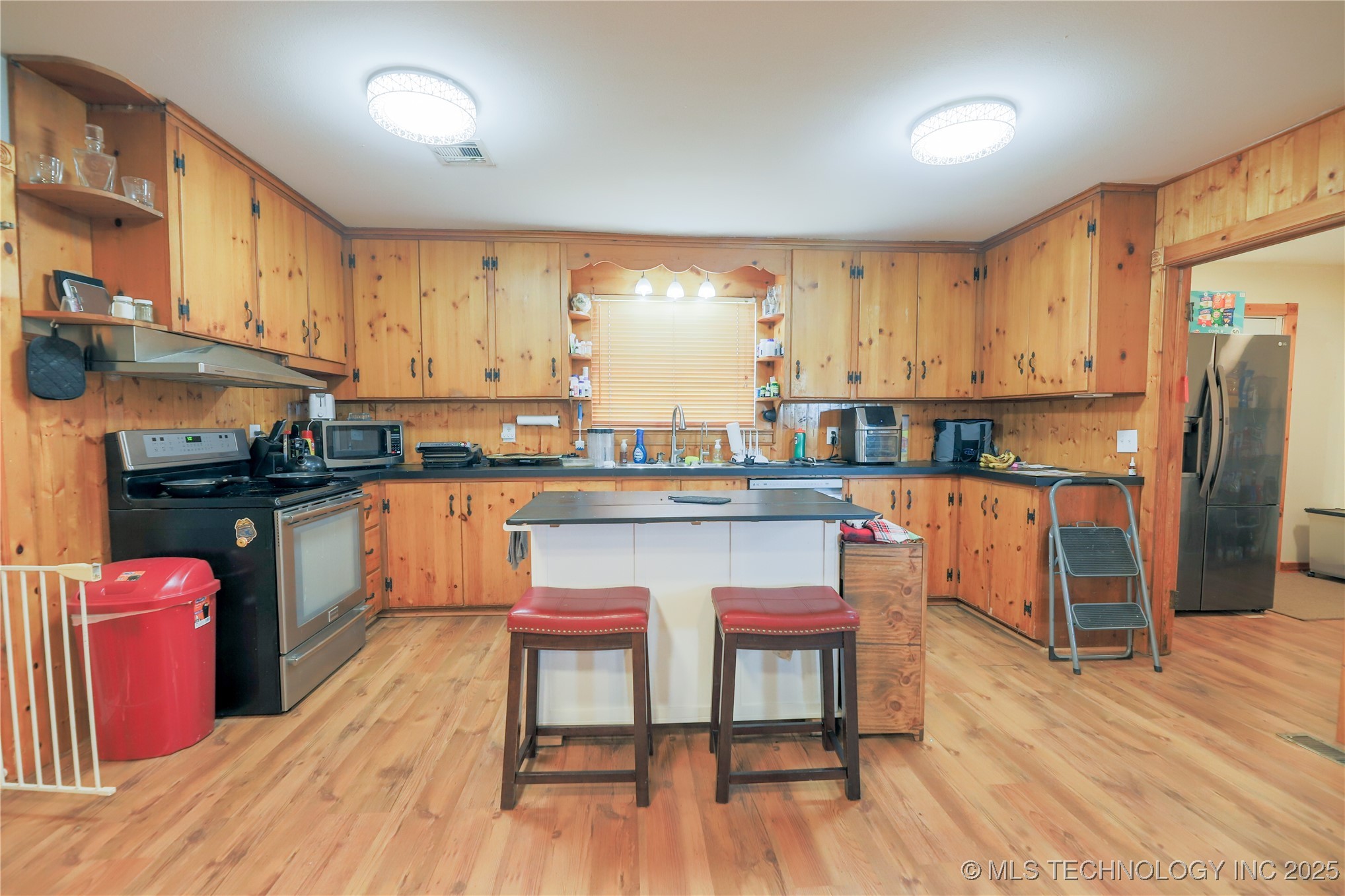 4621 Garfield Road Property Photo 23