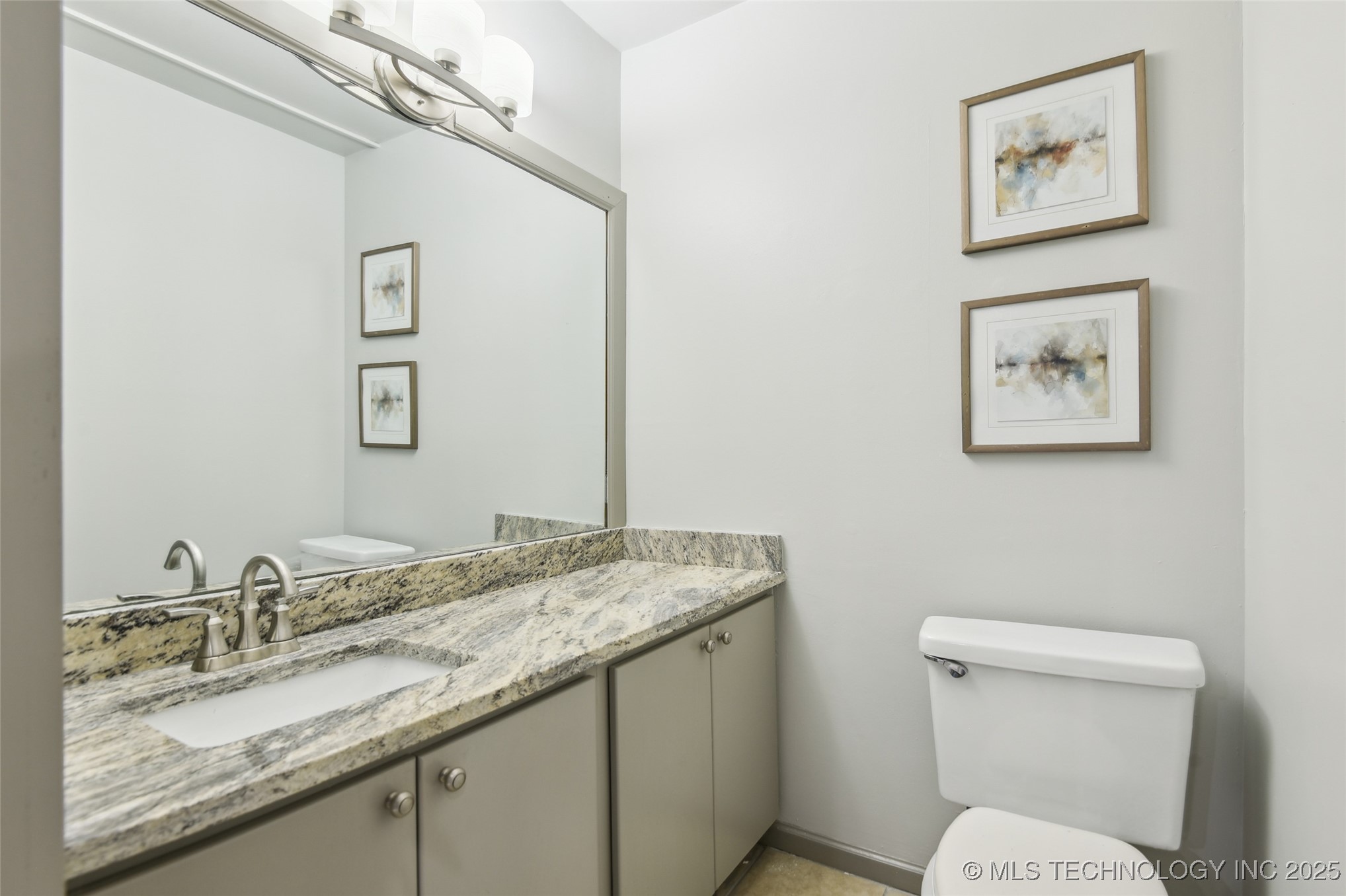 7225 S 85th East Avenue 200 Property Photo 16