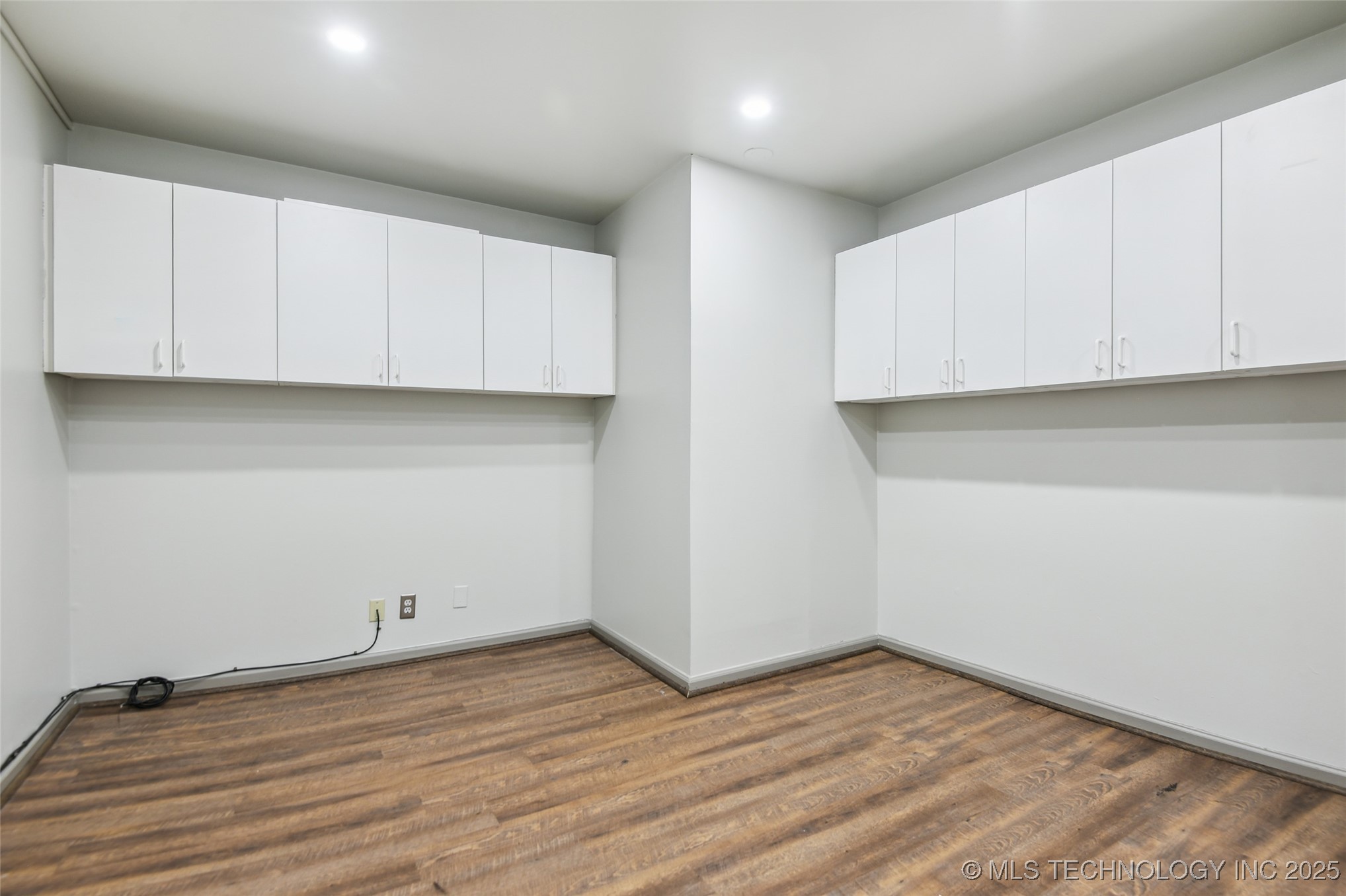 7225 S 85th East Avenue 200 Property Photo 18