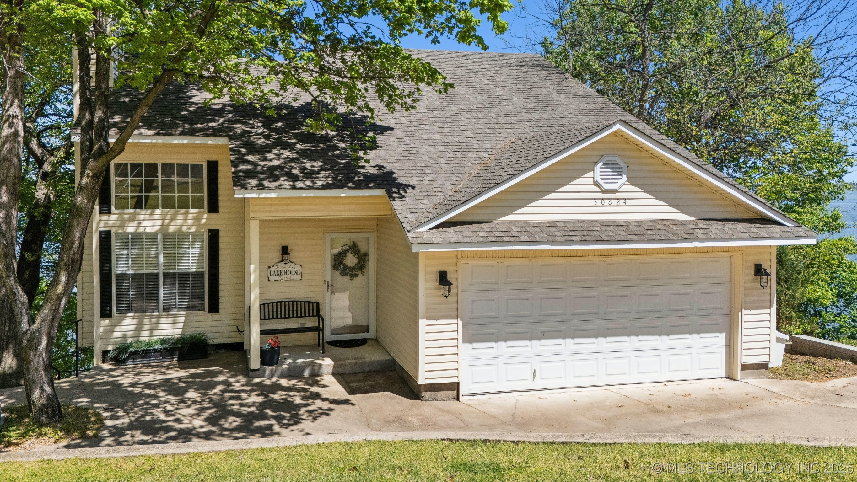 30824 Caroline Circle Property Photo