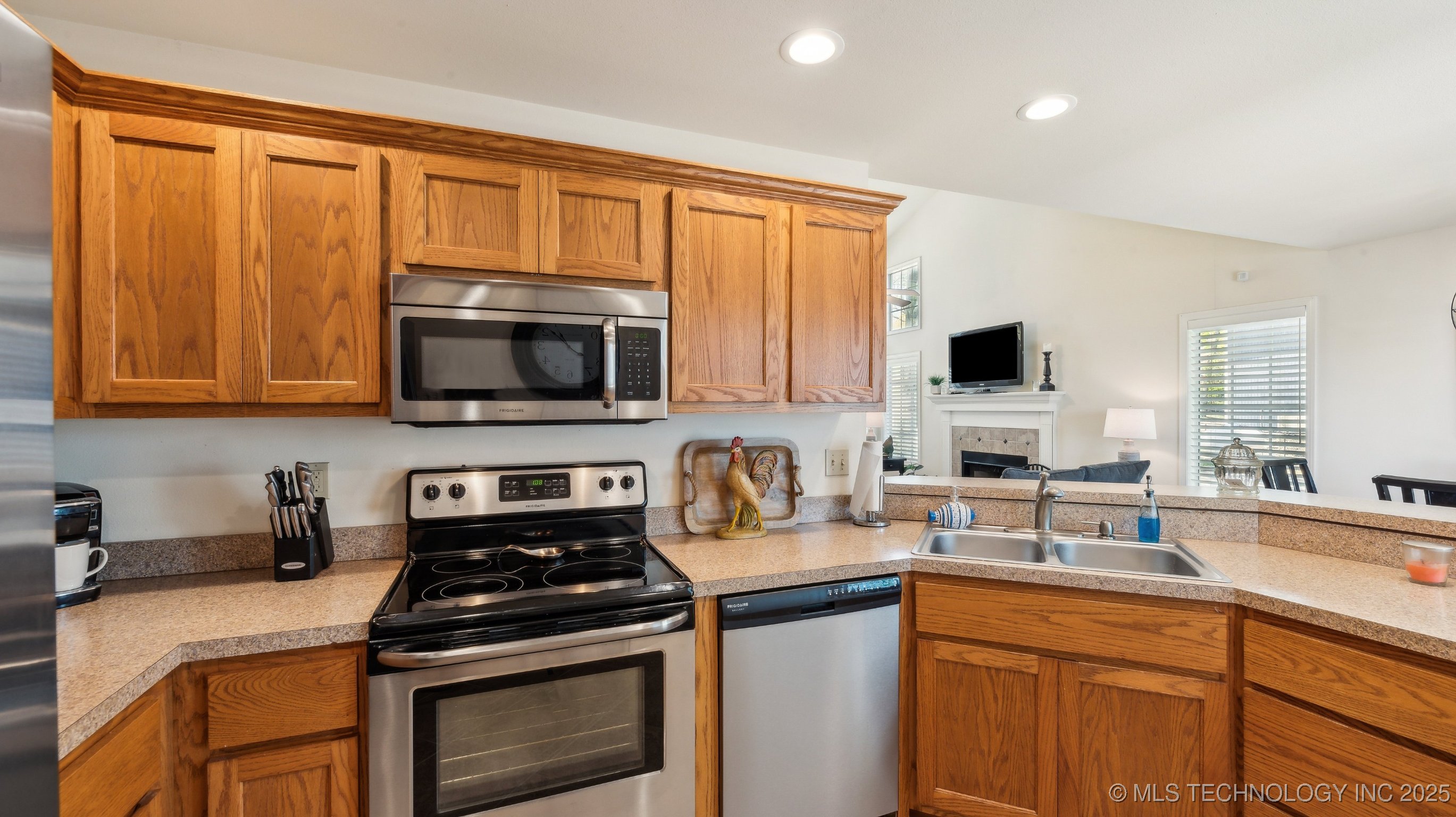 30824 Caroline Circle Property Photo 13