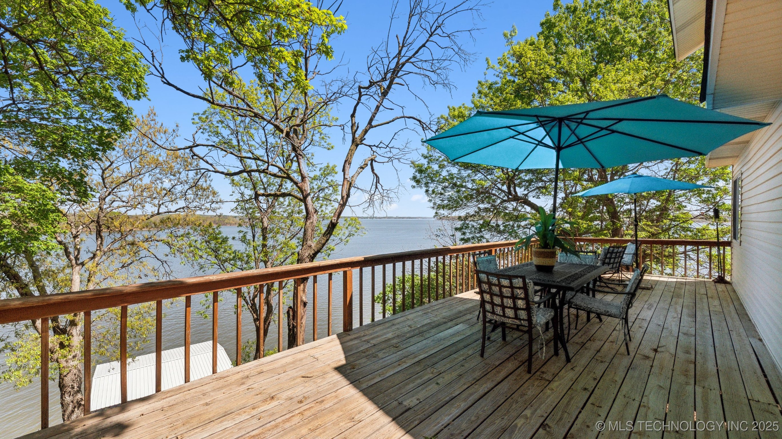 30824 Caroline Circle Property Photo 14