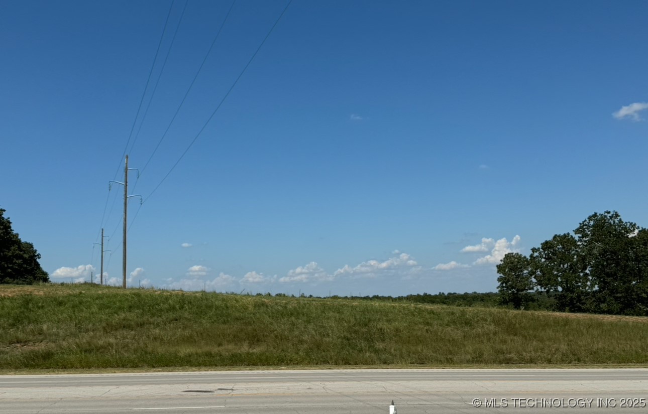 W Hwy 51 Property Photo 3