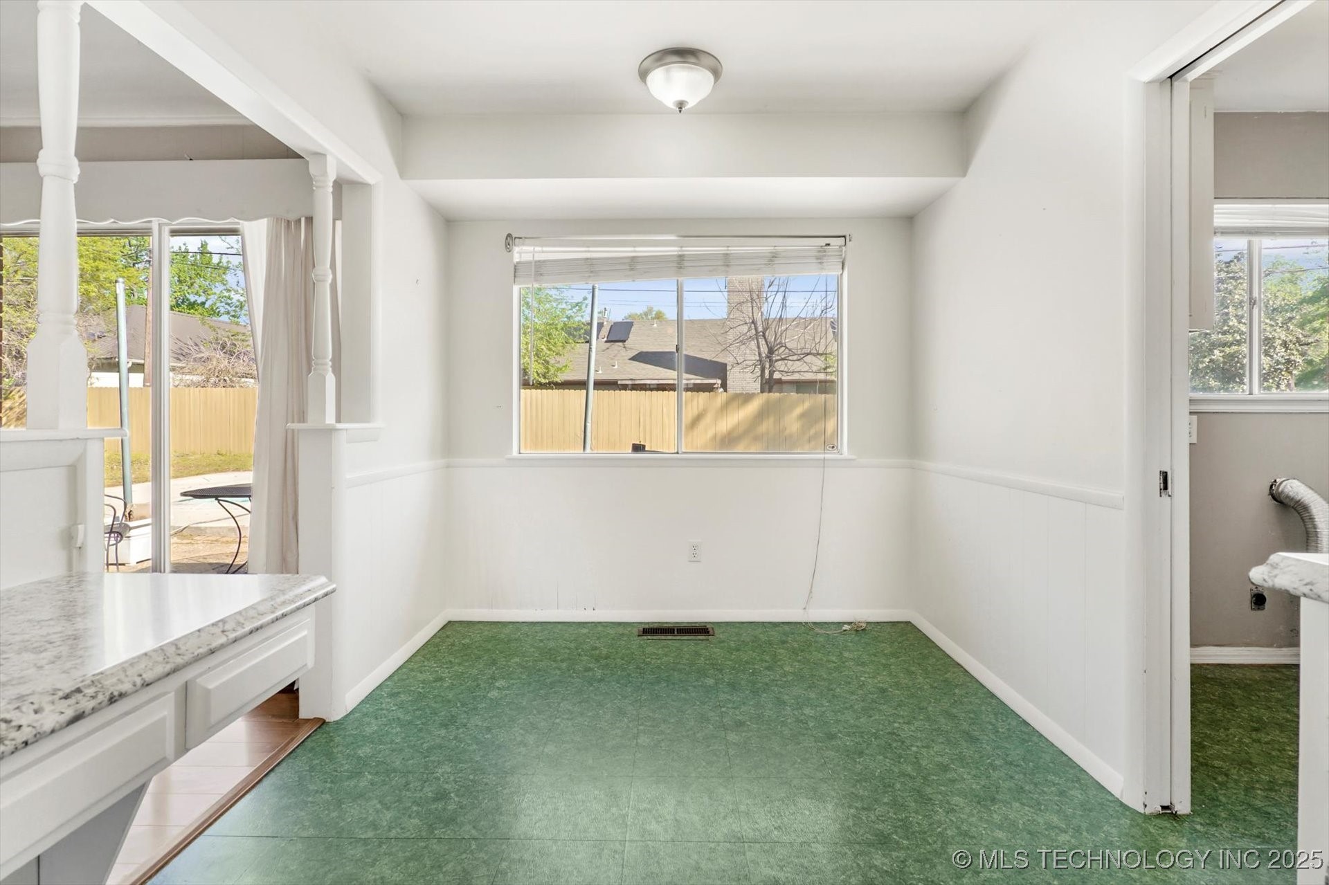 3681 E 49th Place Property Photo 12