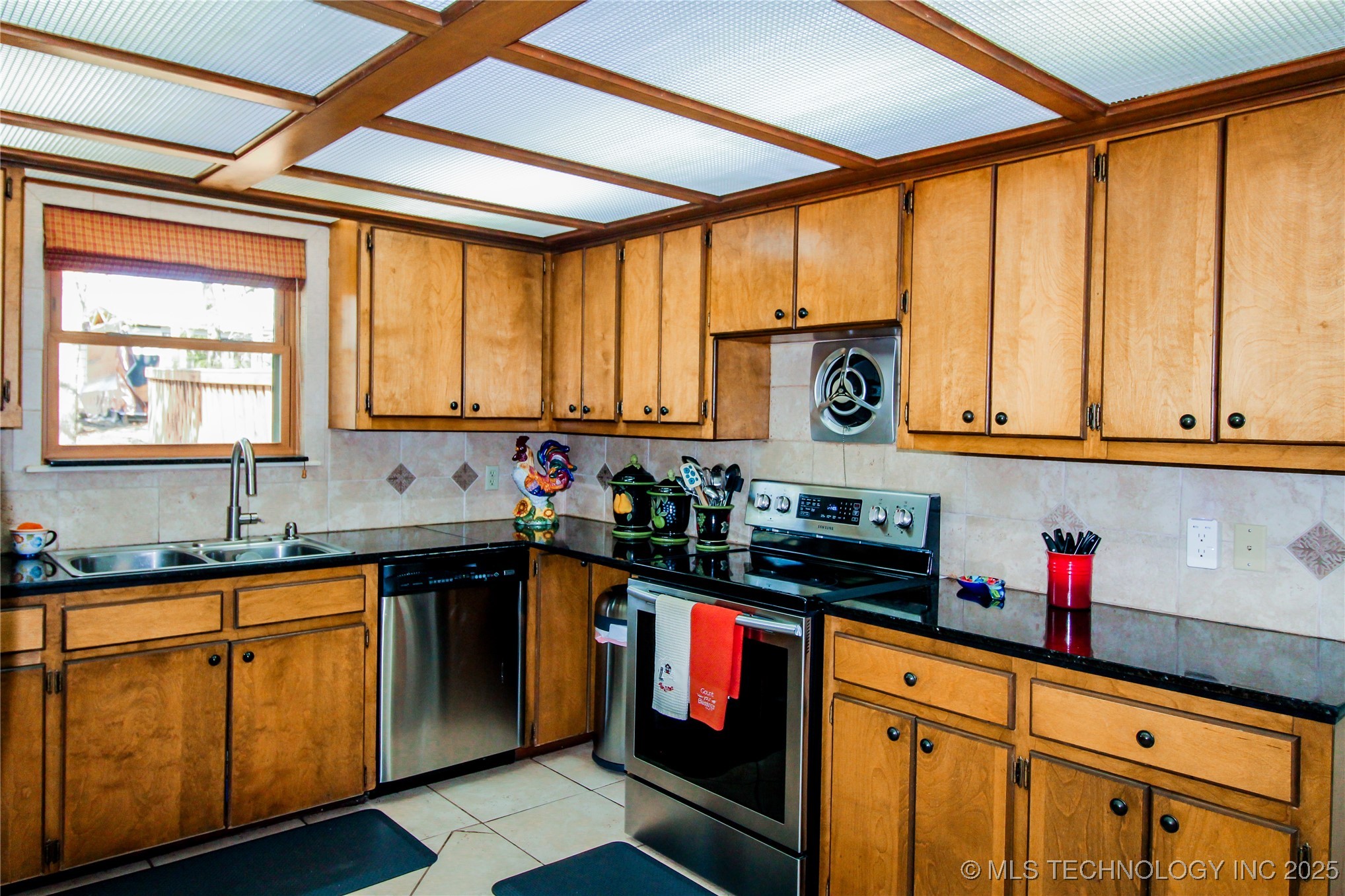 175 Granite Circle Property Photo 15