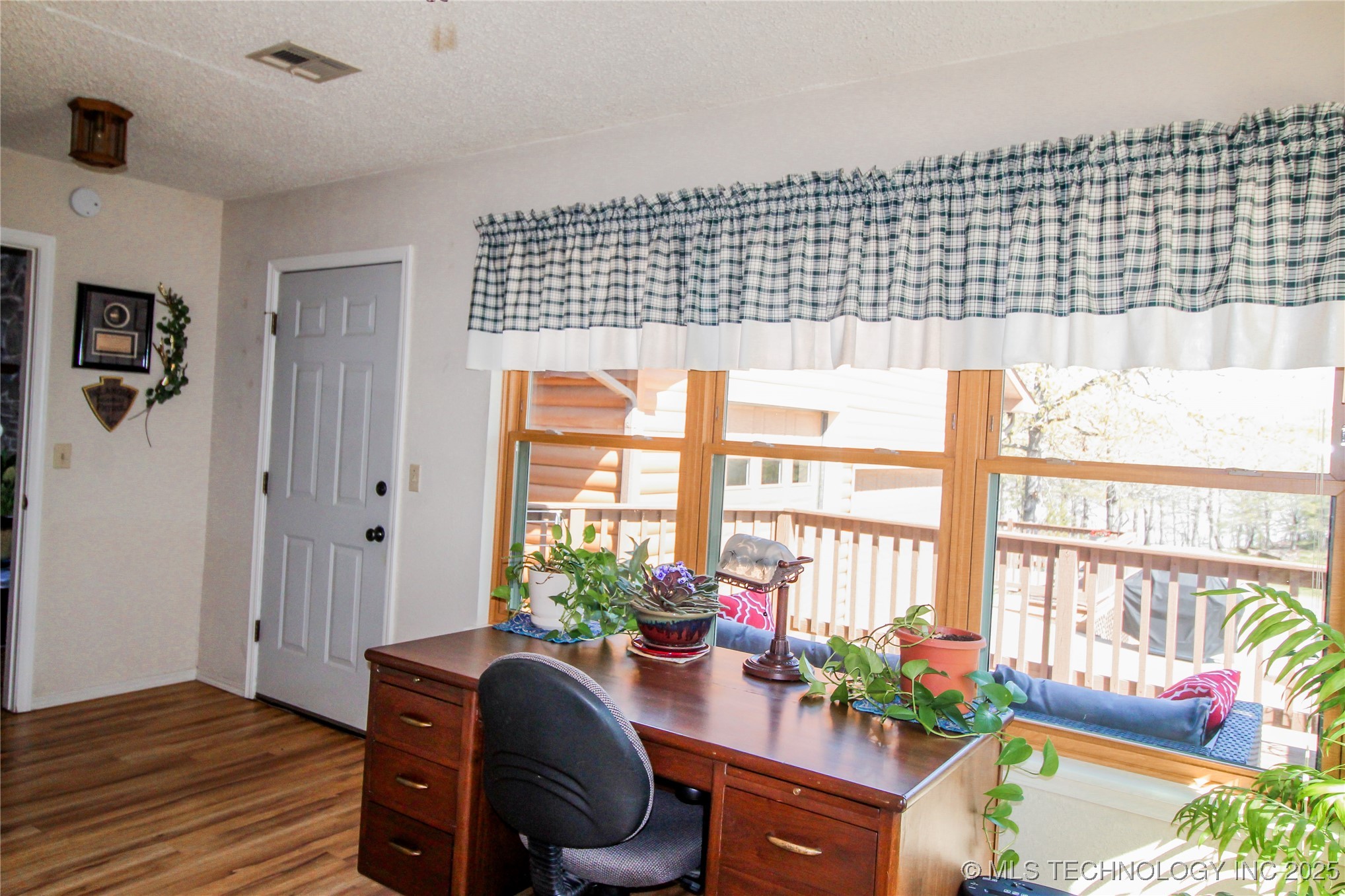 175 Granite Circle Property Photo 34